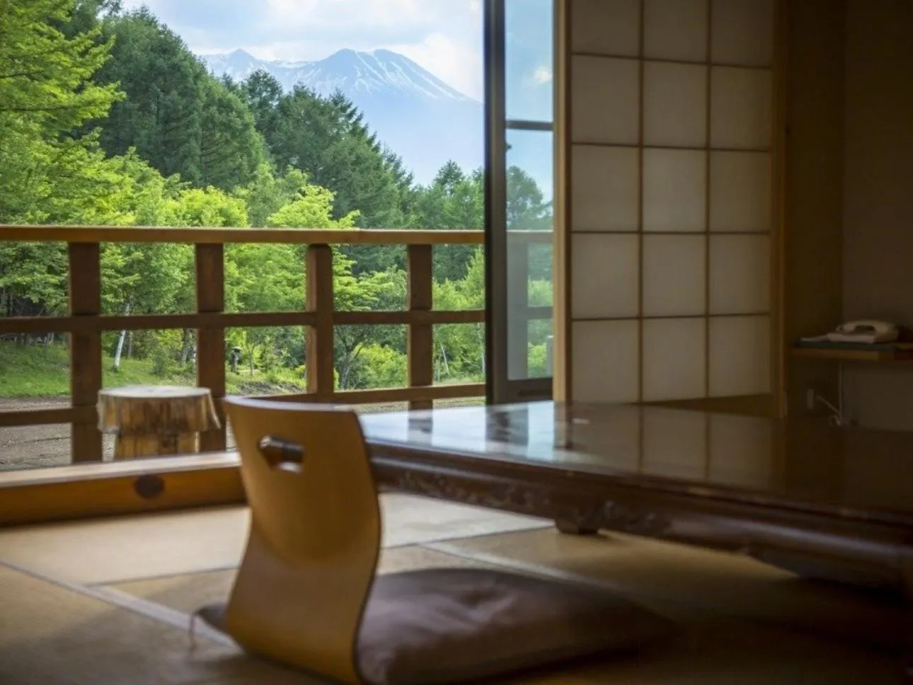 Tsutaya Tokinoyado Kazari