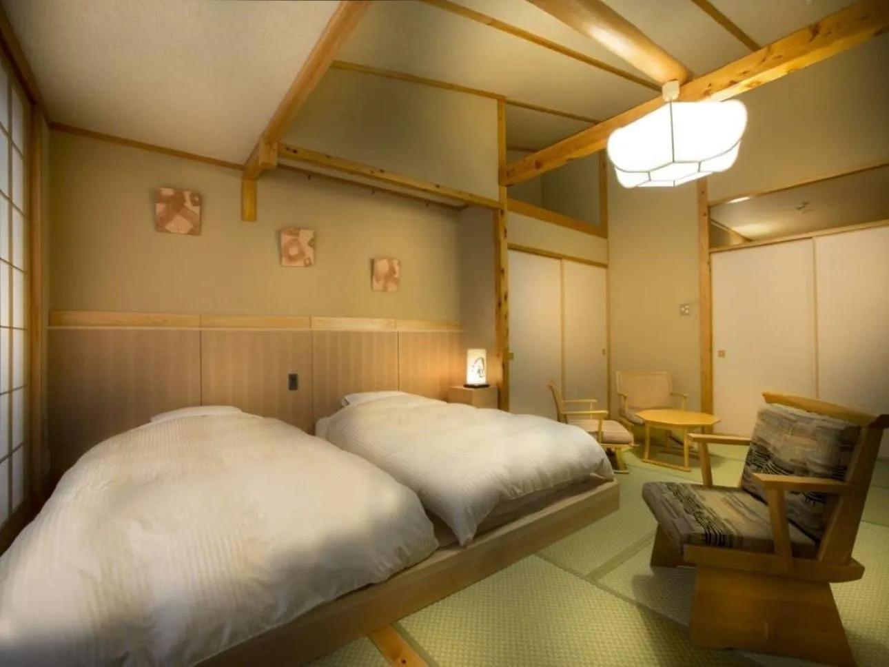 Bed in Tsutaya Tokinoyado Kazari