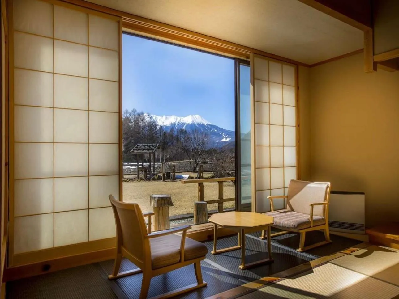 Tsutaya Tokinoyado Kazari