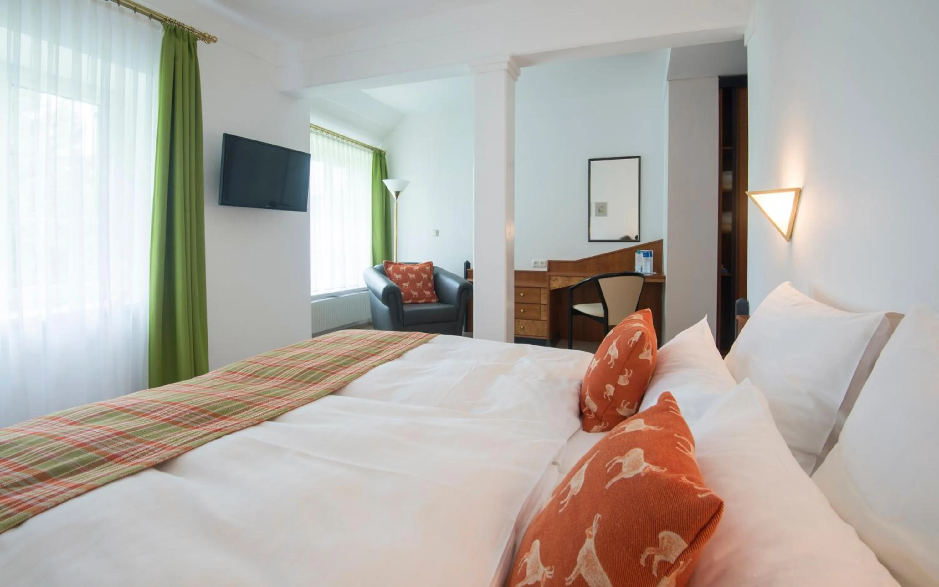 Photo of the whole room, Bed in Der Ederer