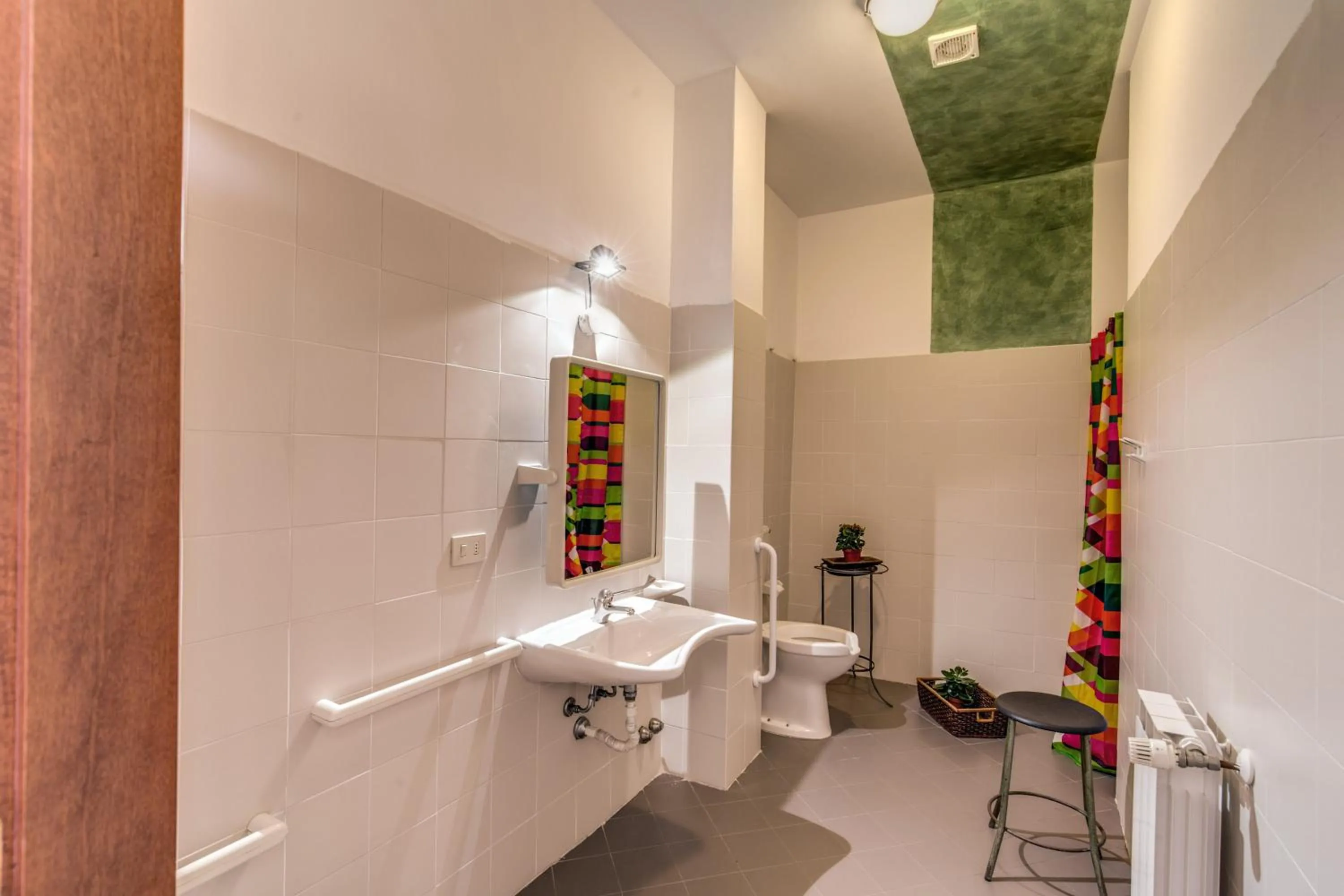 Bathroom in ecOstello Magliano Sabina