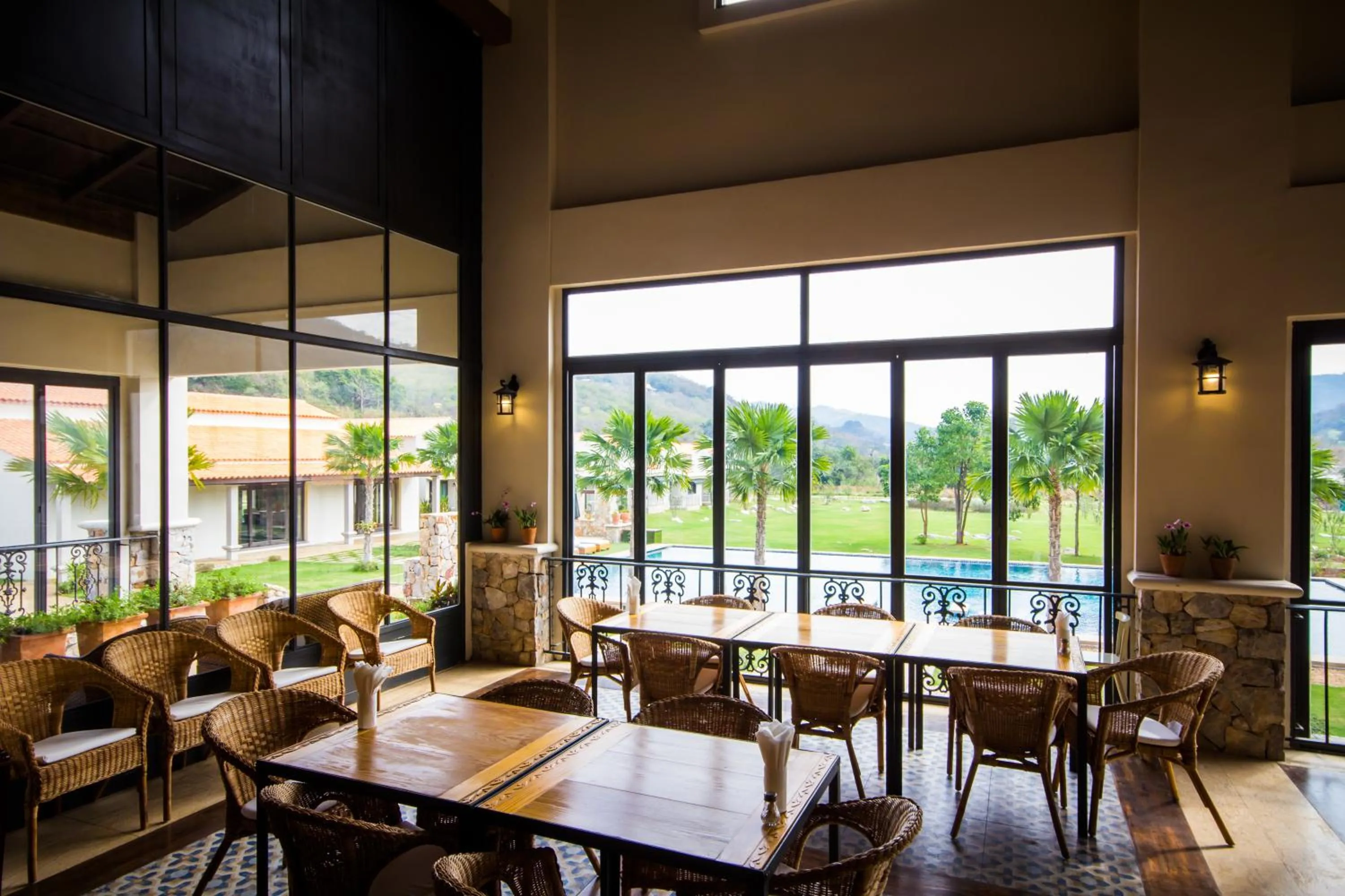 Restaurant/places to eat in Mela Garden Retreat Cottage