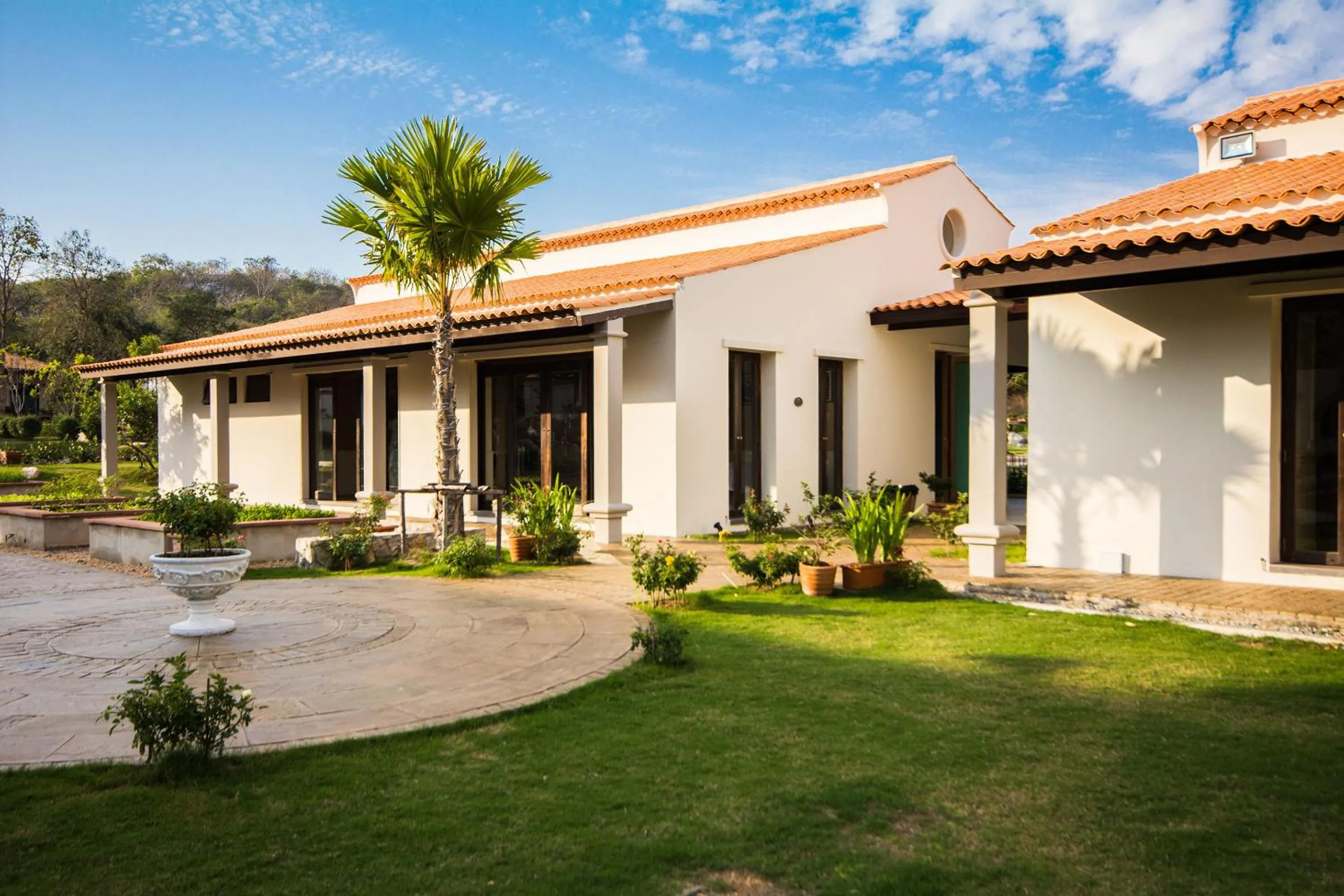 Library in Mela Garden Retreat Cottage