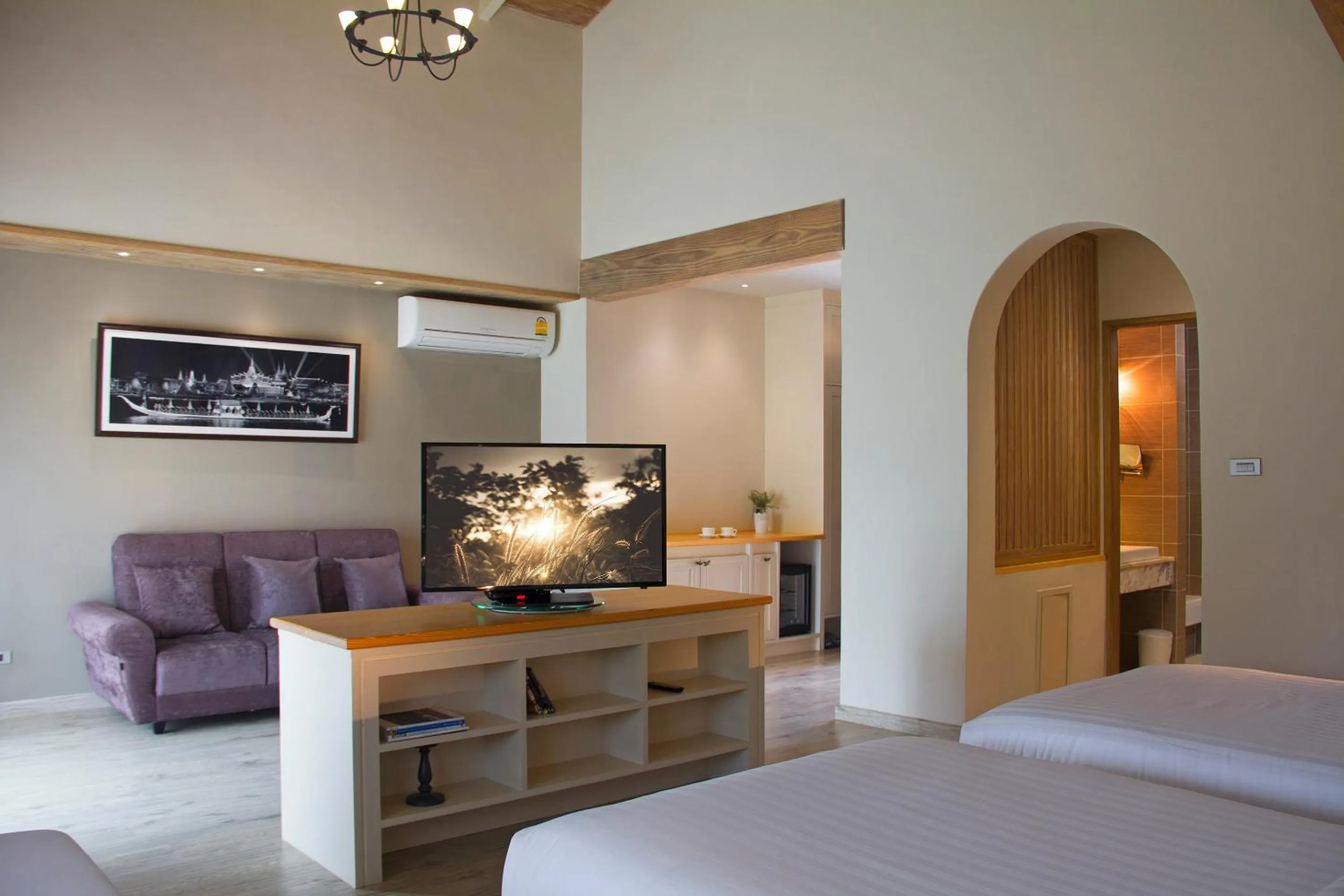 Property building, Bed in Mela Garden Retreat Cottage