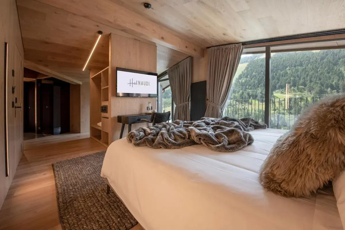 Superior King Suite in Hotel Naudi Boutique Adults only Superior King Suite in Hotel Naudi Boutique Adults only