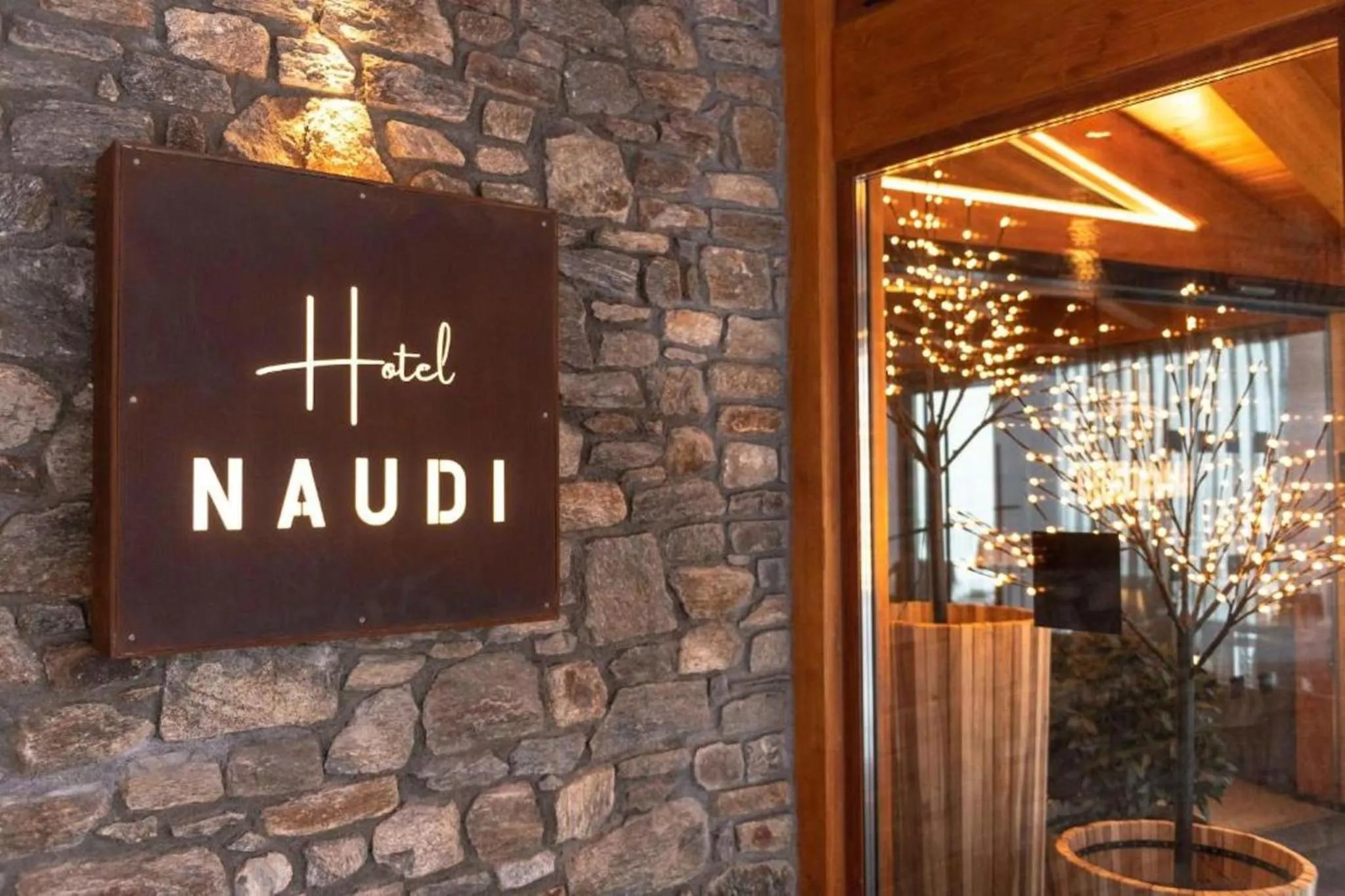 Facade/entrance in Hotel Naudi Boutique Adults only