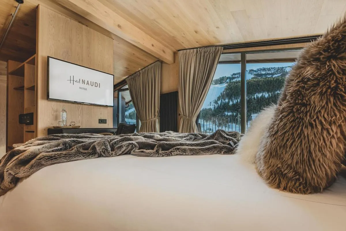 Communal lounge/ TV room, Bed in Hotel Naudi Boutique Adults only