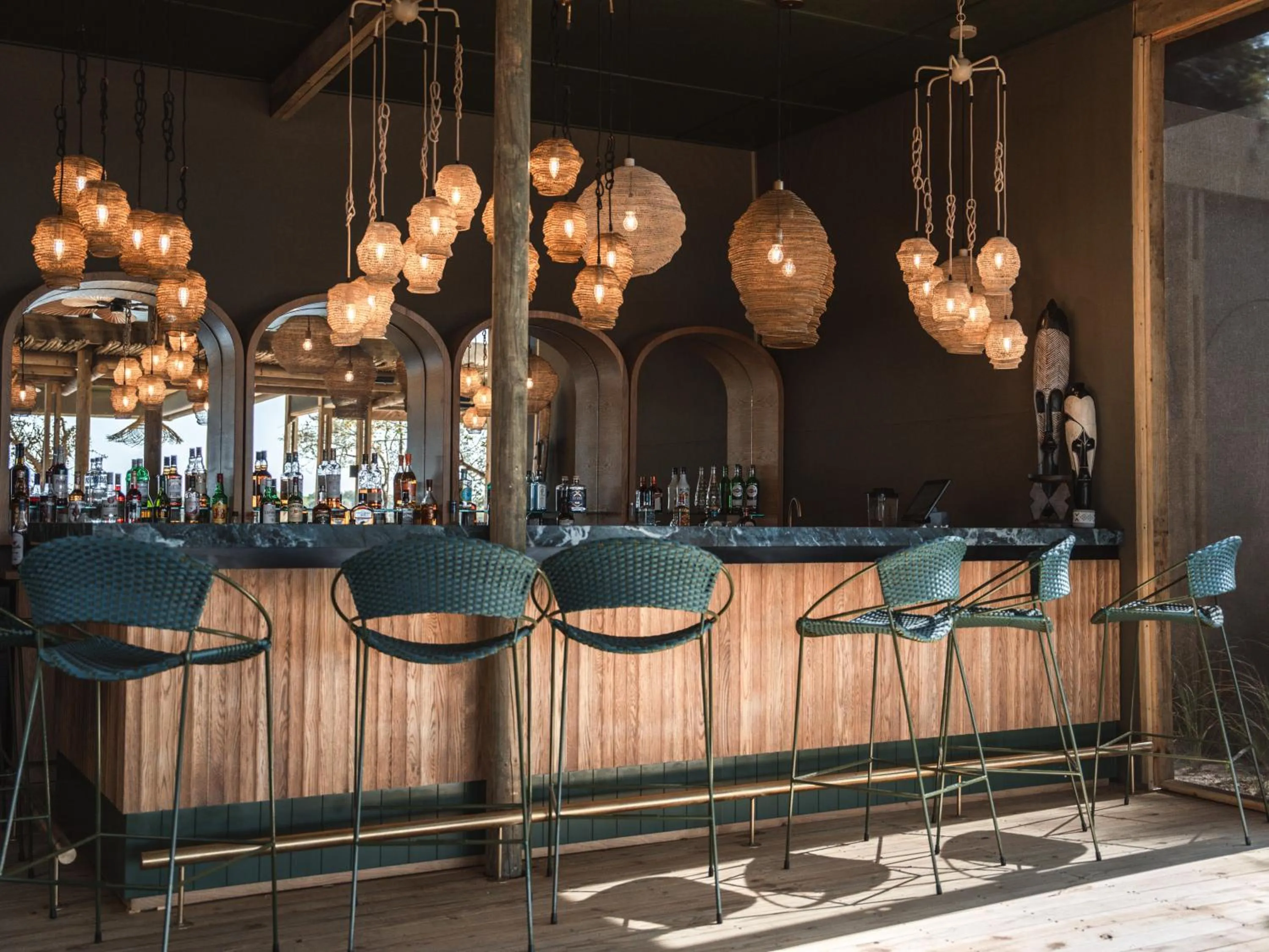 Restaurant/places to eat in Victoria Falls River Lodge