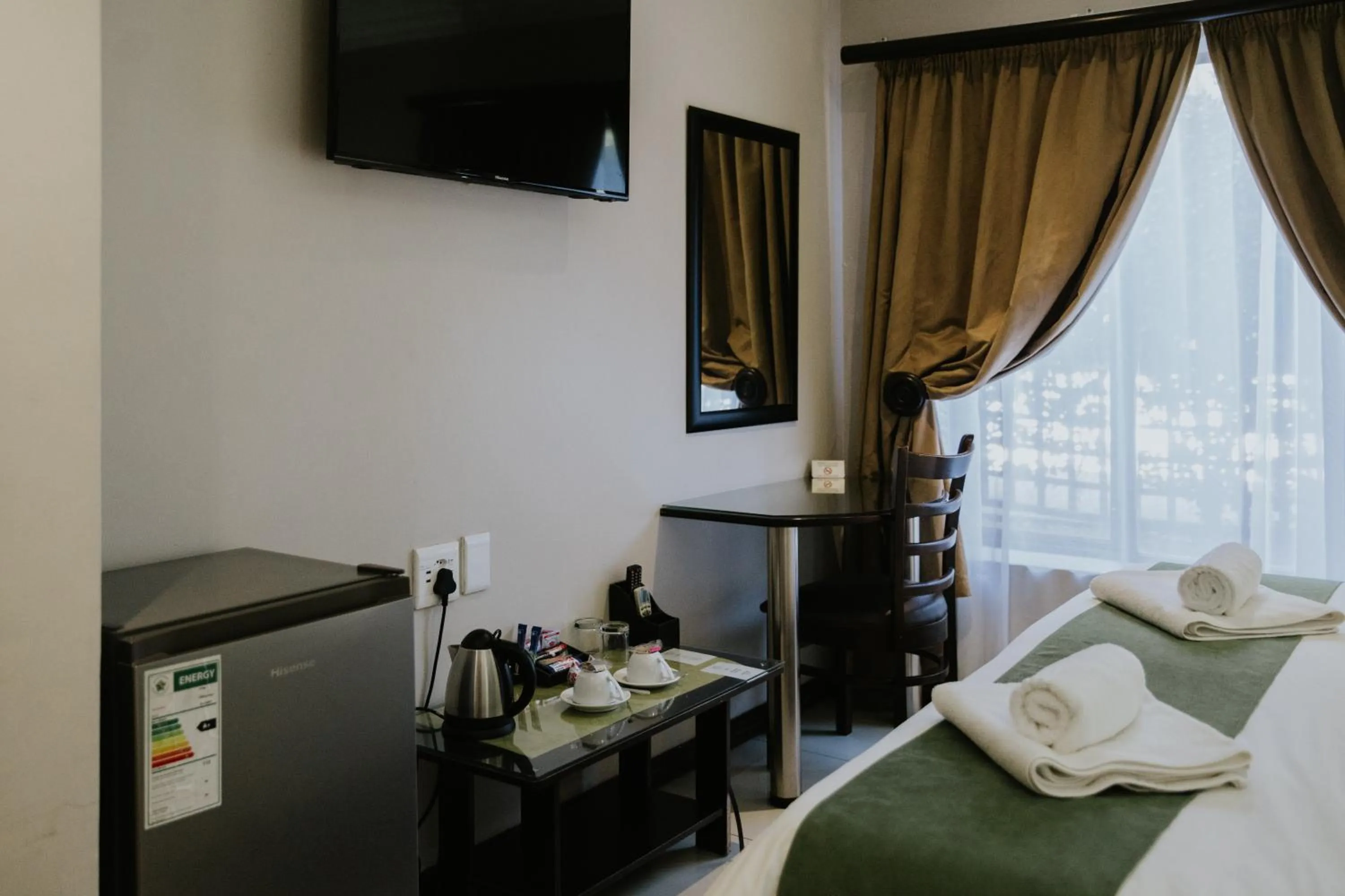 Family, Bed in Le Grand Chateau Hotel