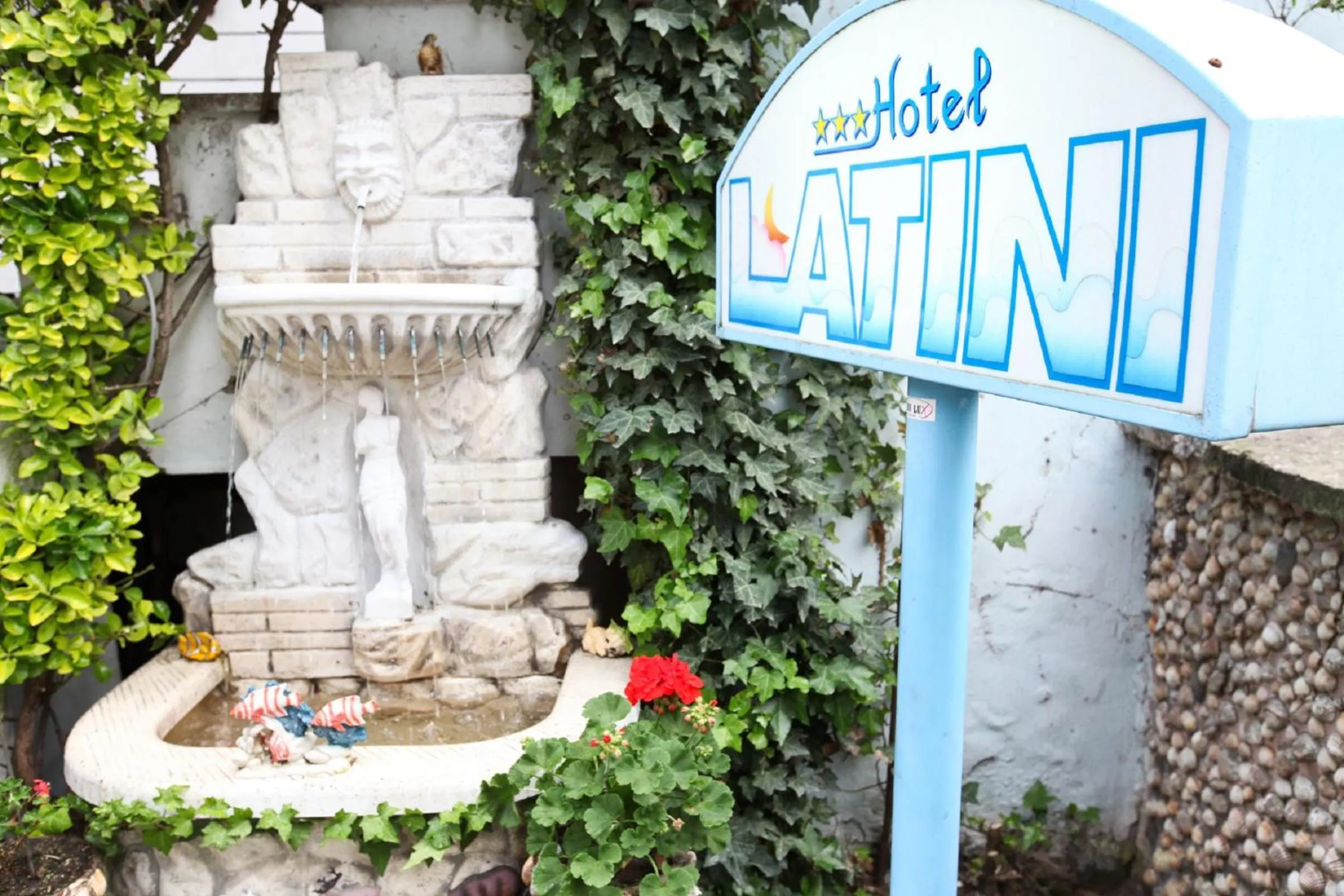 Property building in Hotel Latini