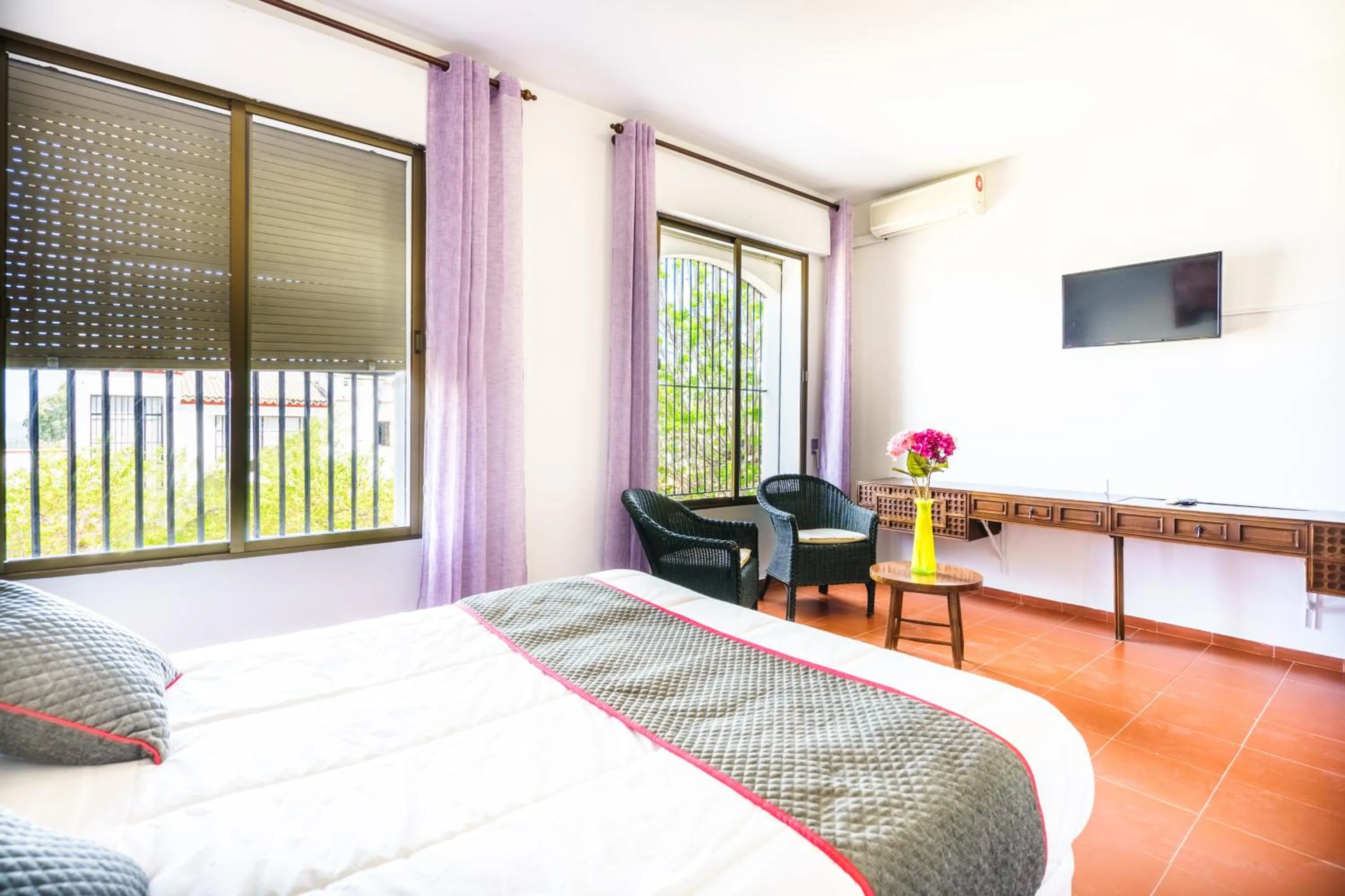 Bedroom, Bed in Venta del Alto Hotel las Cumbres by Vivere Stays