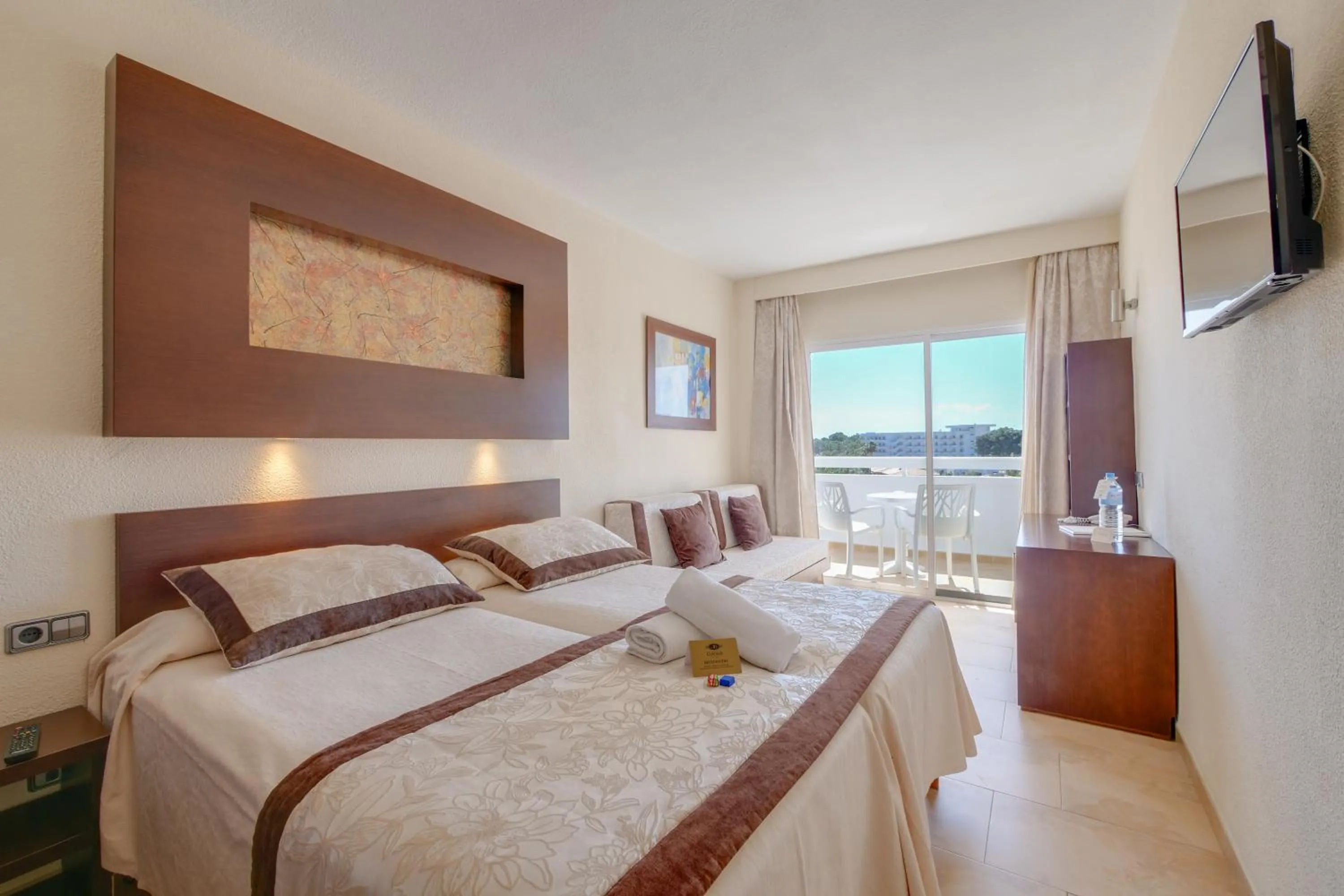 Bed in Hotel Condesa