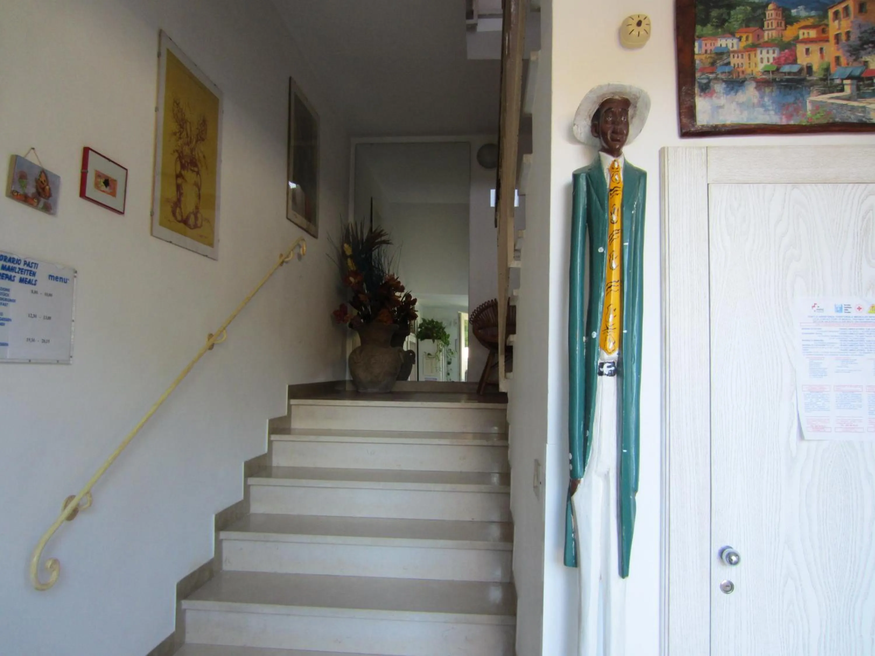 Facade/entrance in Hotel Ellymar