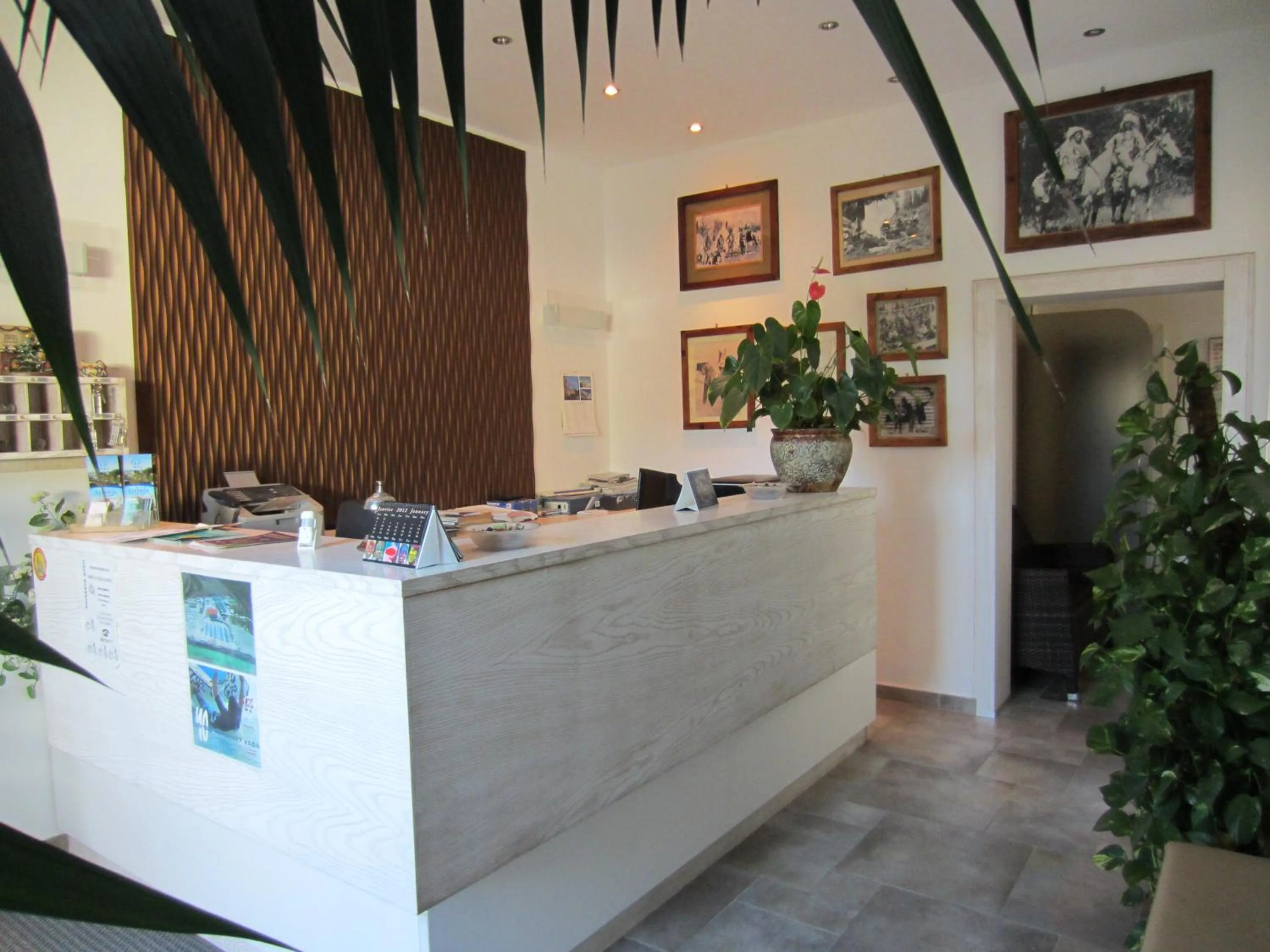 Lobby or reception in Hotel Ellymar