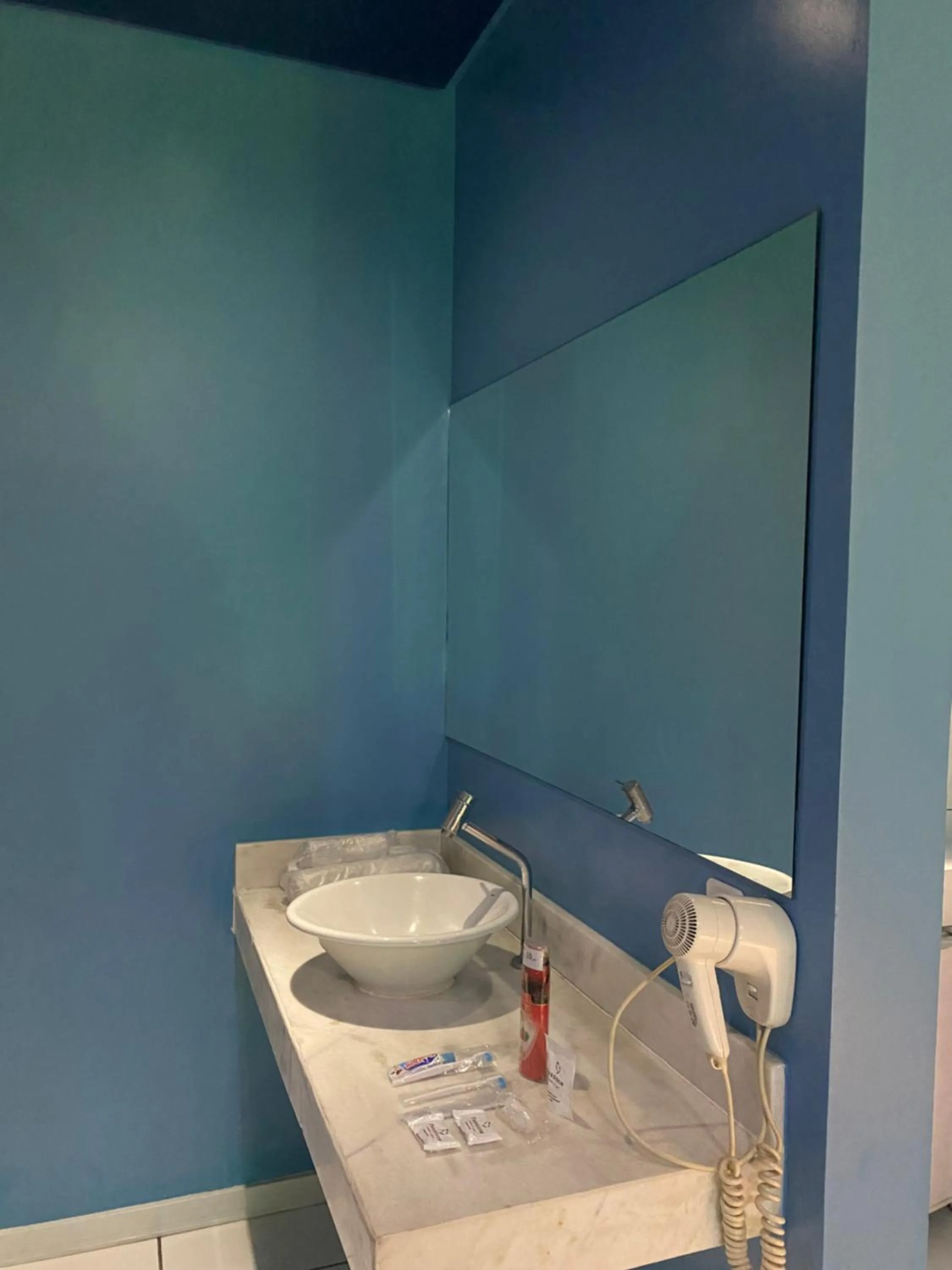 Bathroom in Passione Criciúma - Adult Only