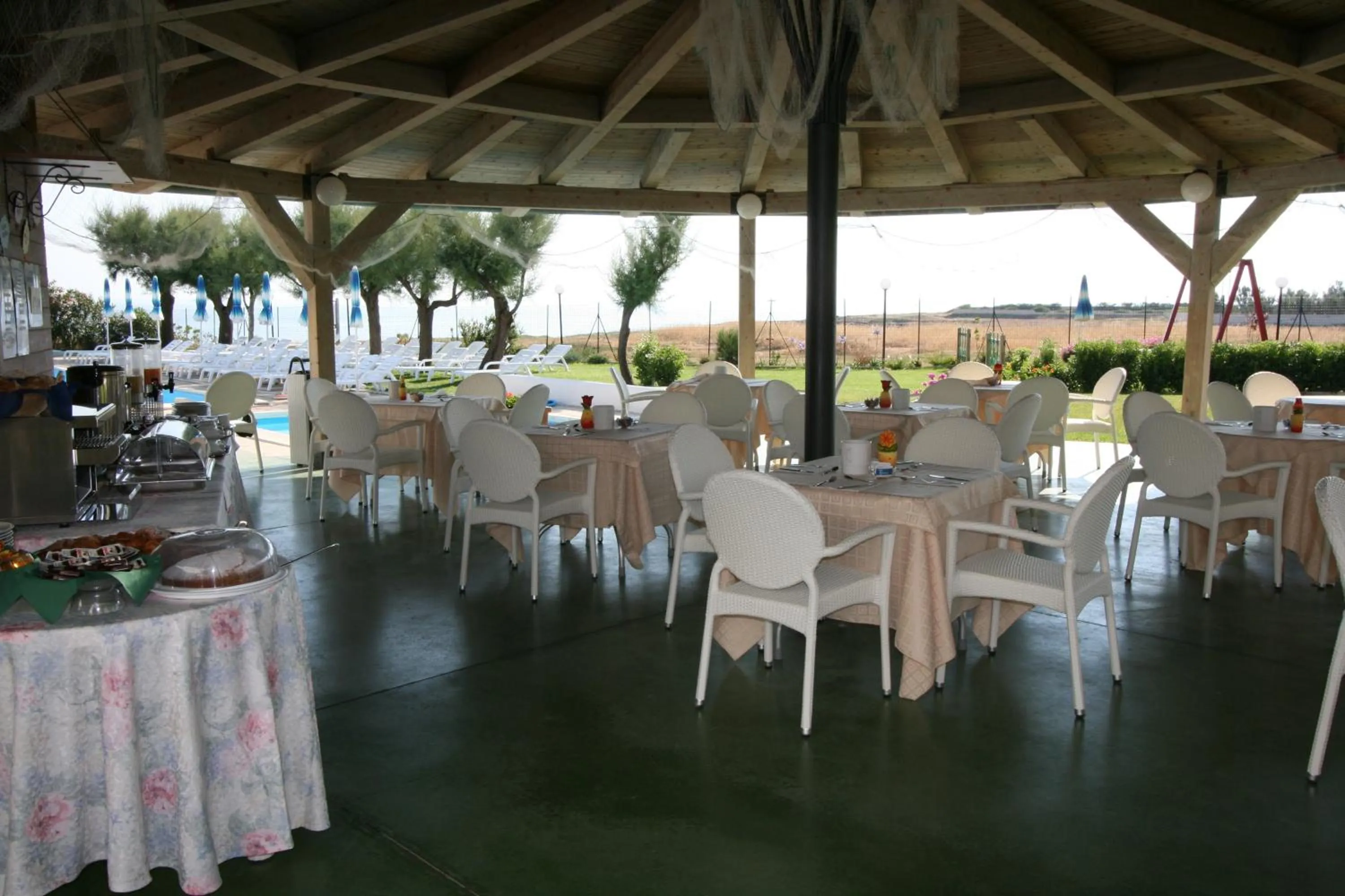 Restaurant/places to eat in Residence Club Barbara