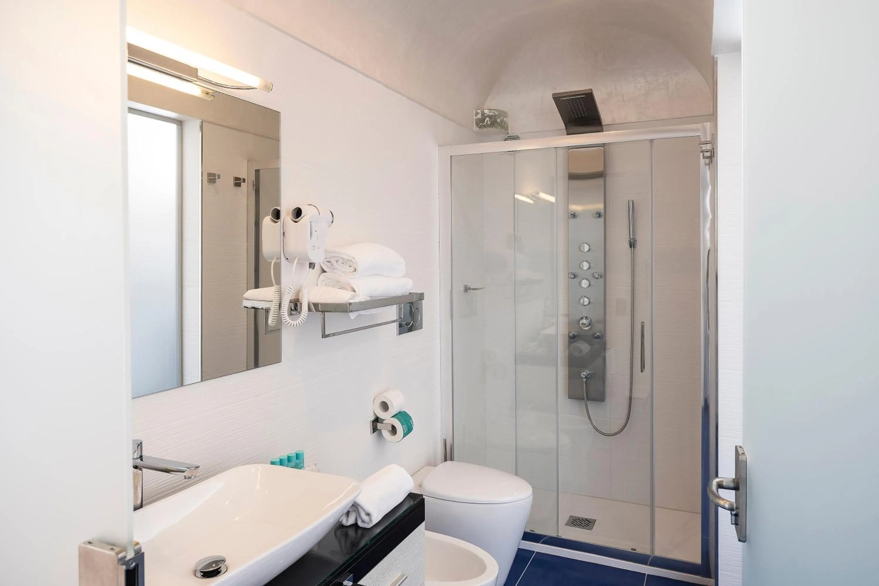 Shower in Grifo Hotel Charme & SPA