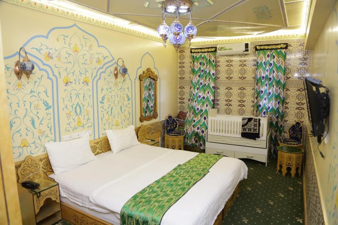 Bed in HON SAROY - immerse atmosphere in the epoch of the khans