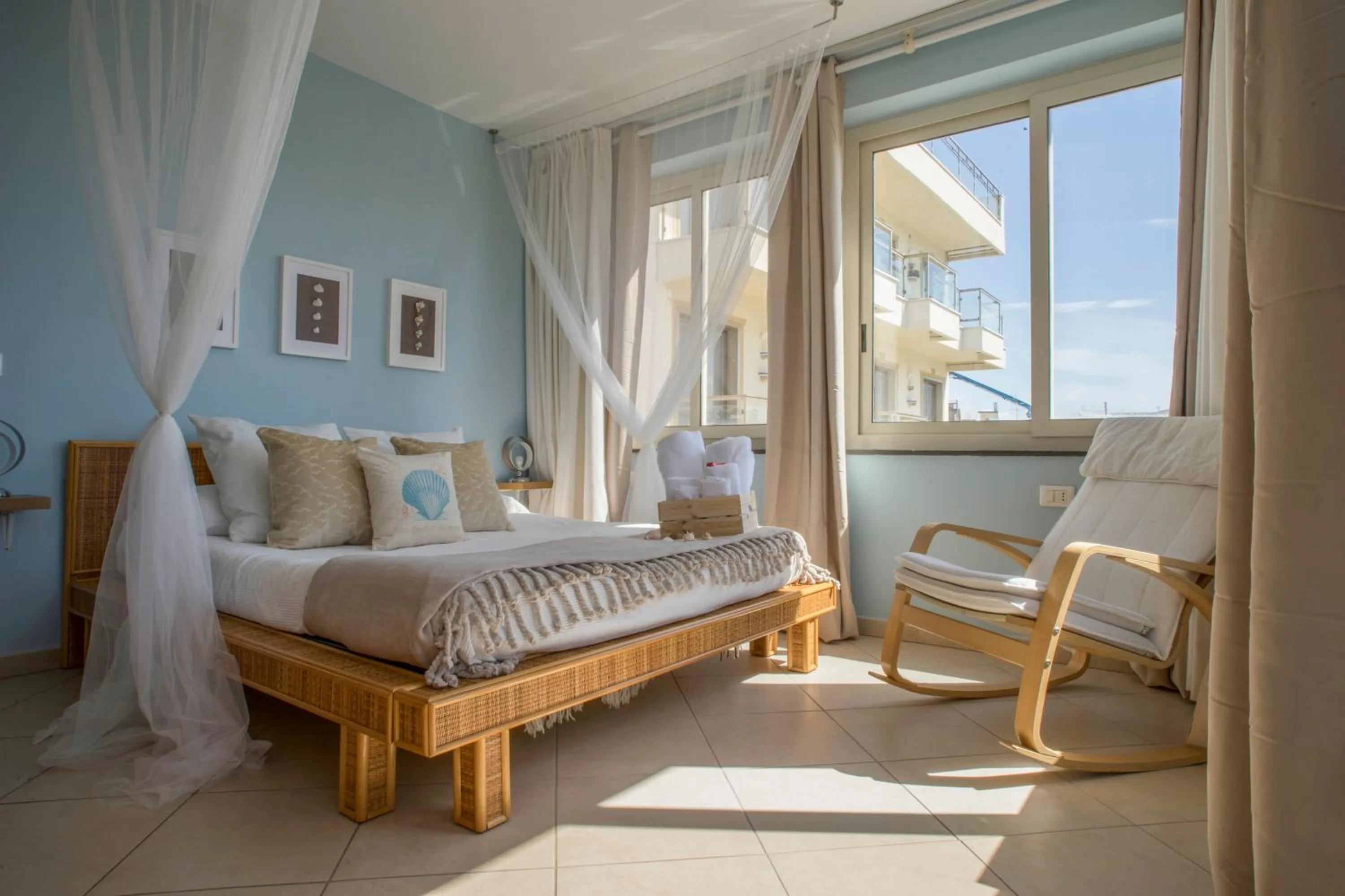 Nightclub / DJ in L'Approdo