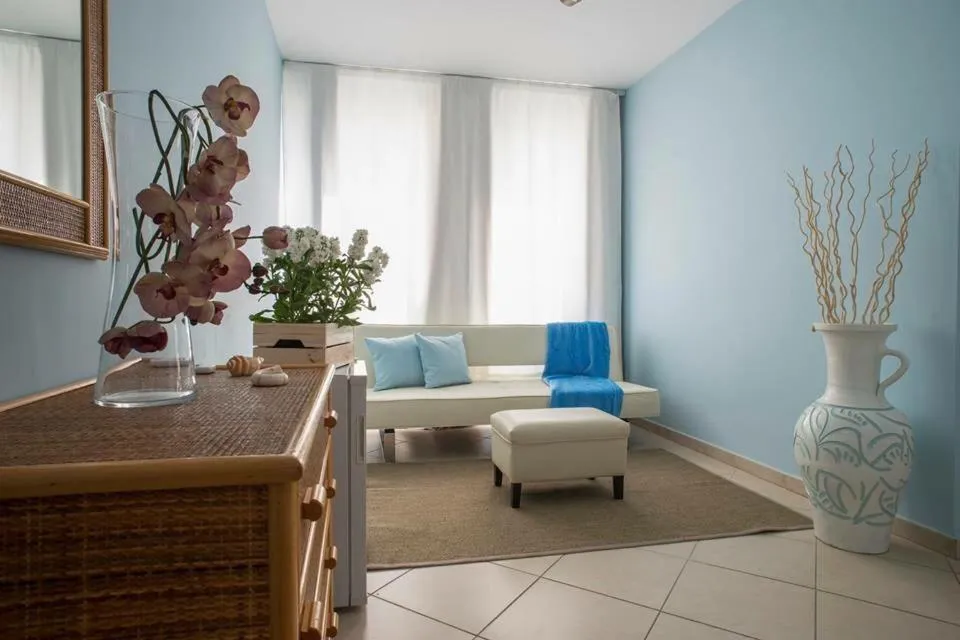 Photo of the whole room in L'Approdo