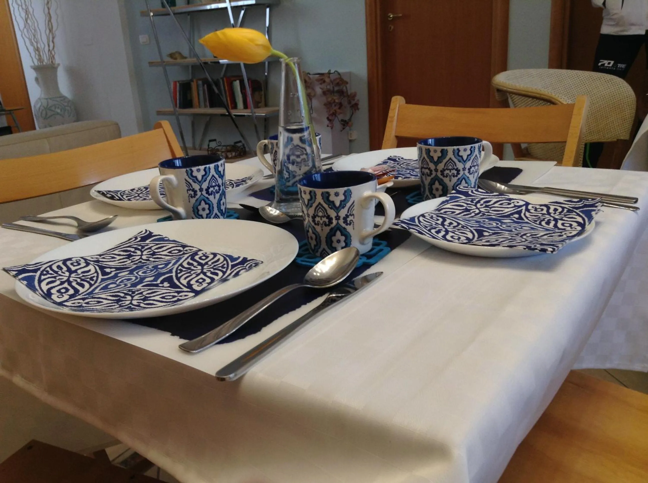 Communal lounge/ TV room in L'Approdo