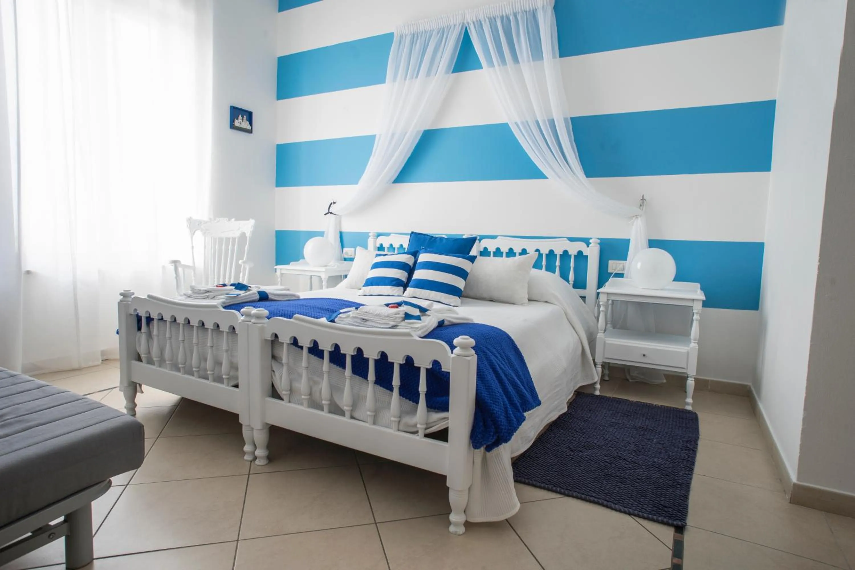 Photo of the whole room in L'Approdo