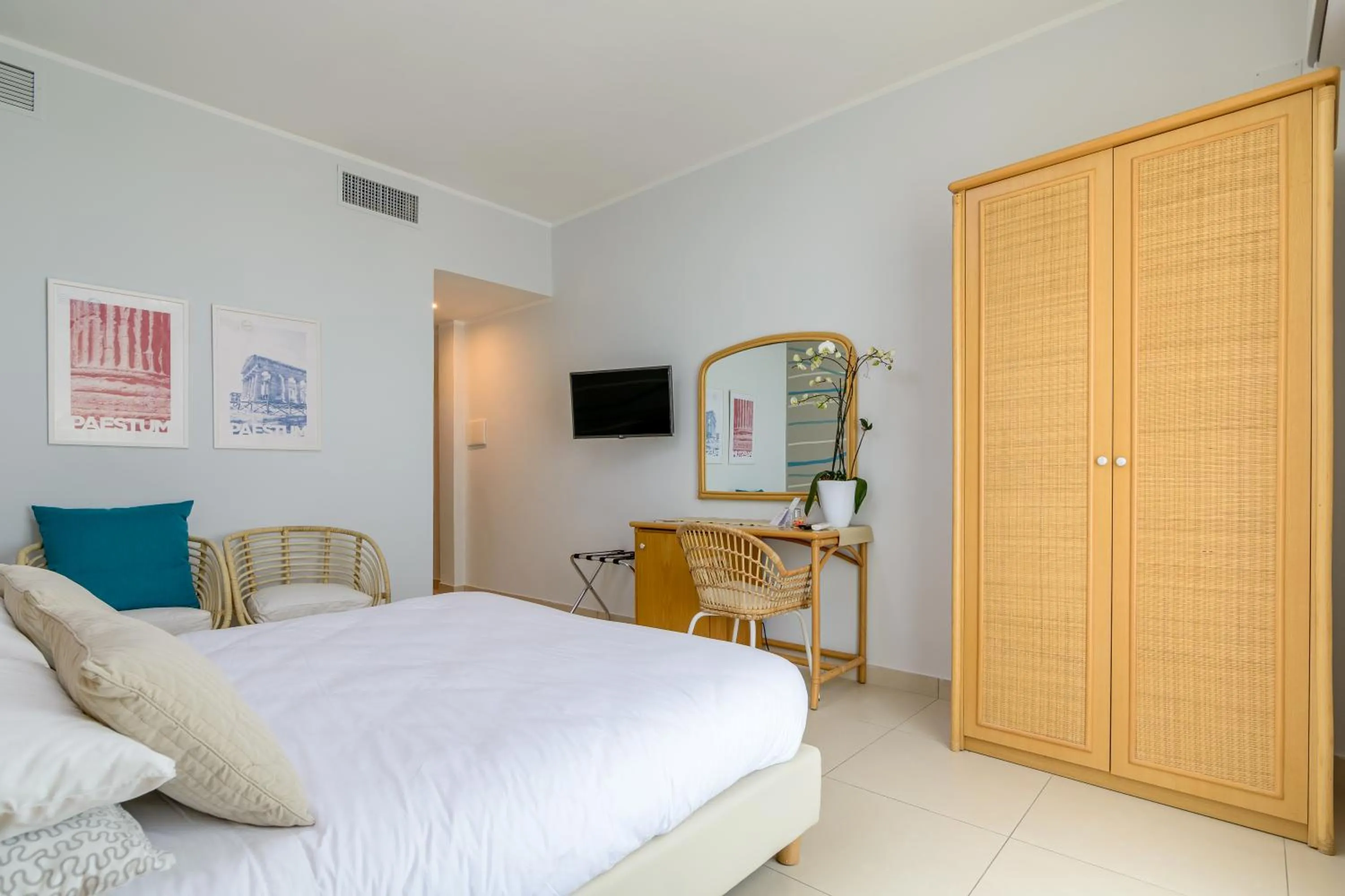 Bed in Hotel Mandetta - Adults Only