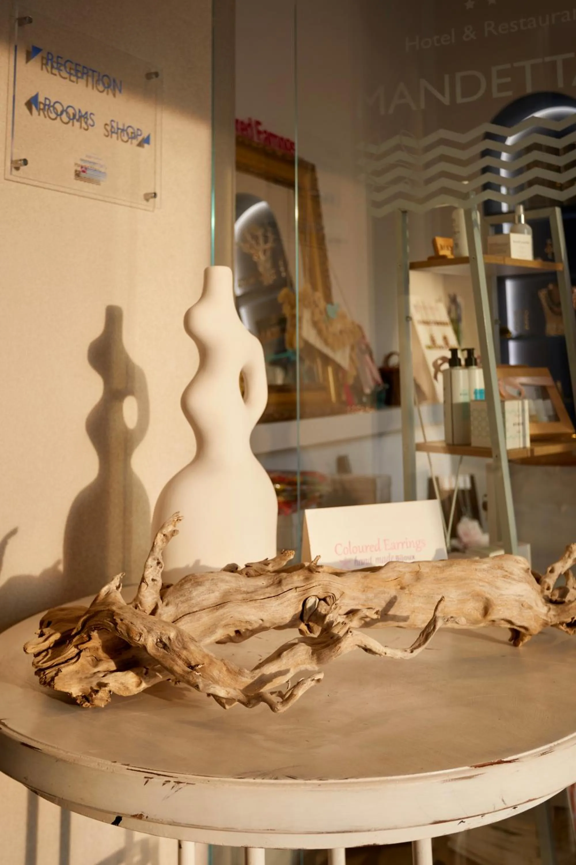 Lobby or reception in Hotel Mandetta - Adults Only