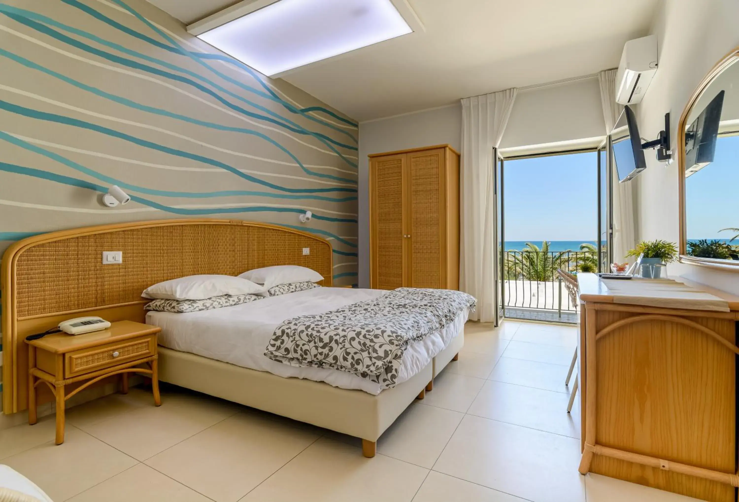 Double or Twin Room with Sea View in Hotel Mandetta - Adults Only Double or Twin Room with Sea View in Hotel Mandetta - Adults Only