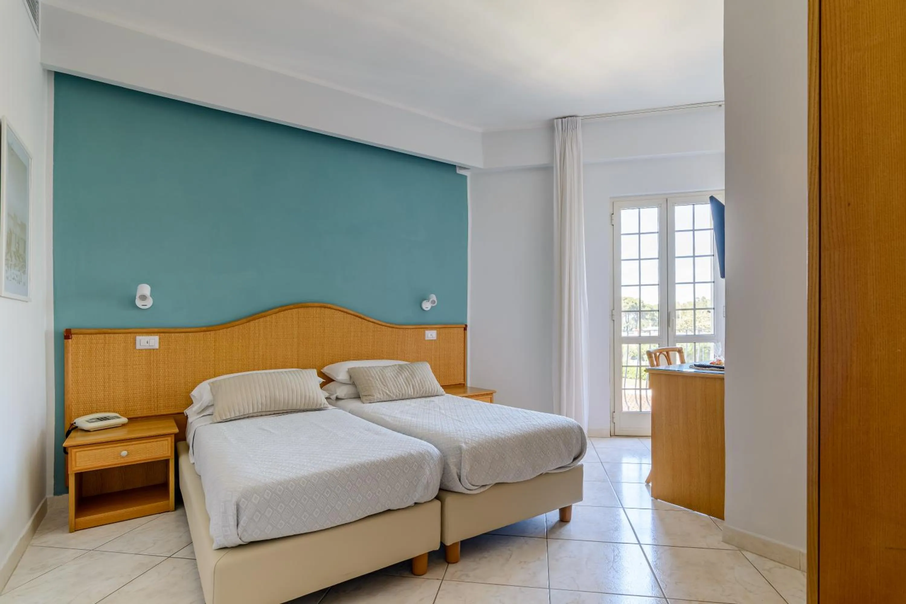 Bed in Hotel Mandetta - Adults Only