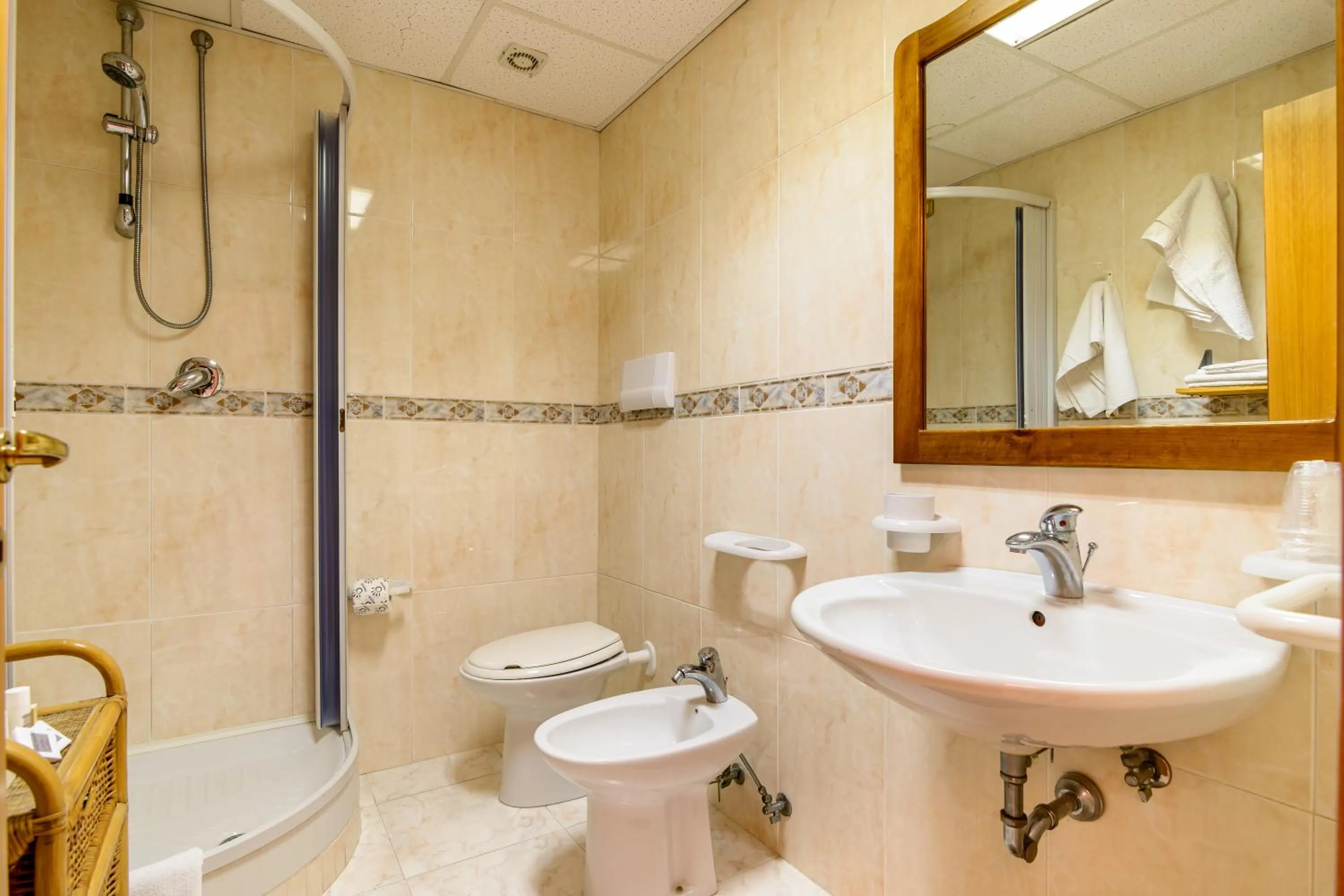 Shower in Hotel Mandetta - Adults Only