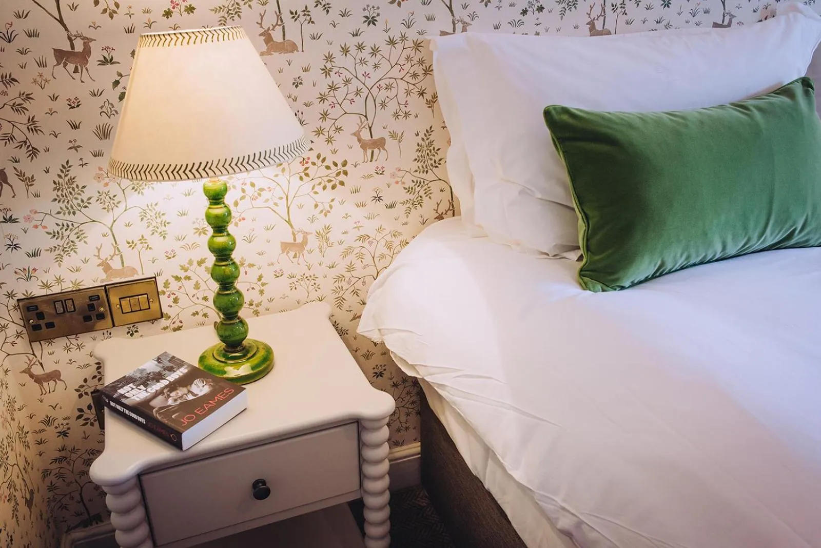 Bed in The Drummond at Albury