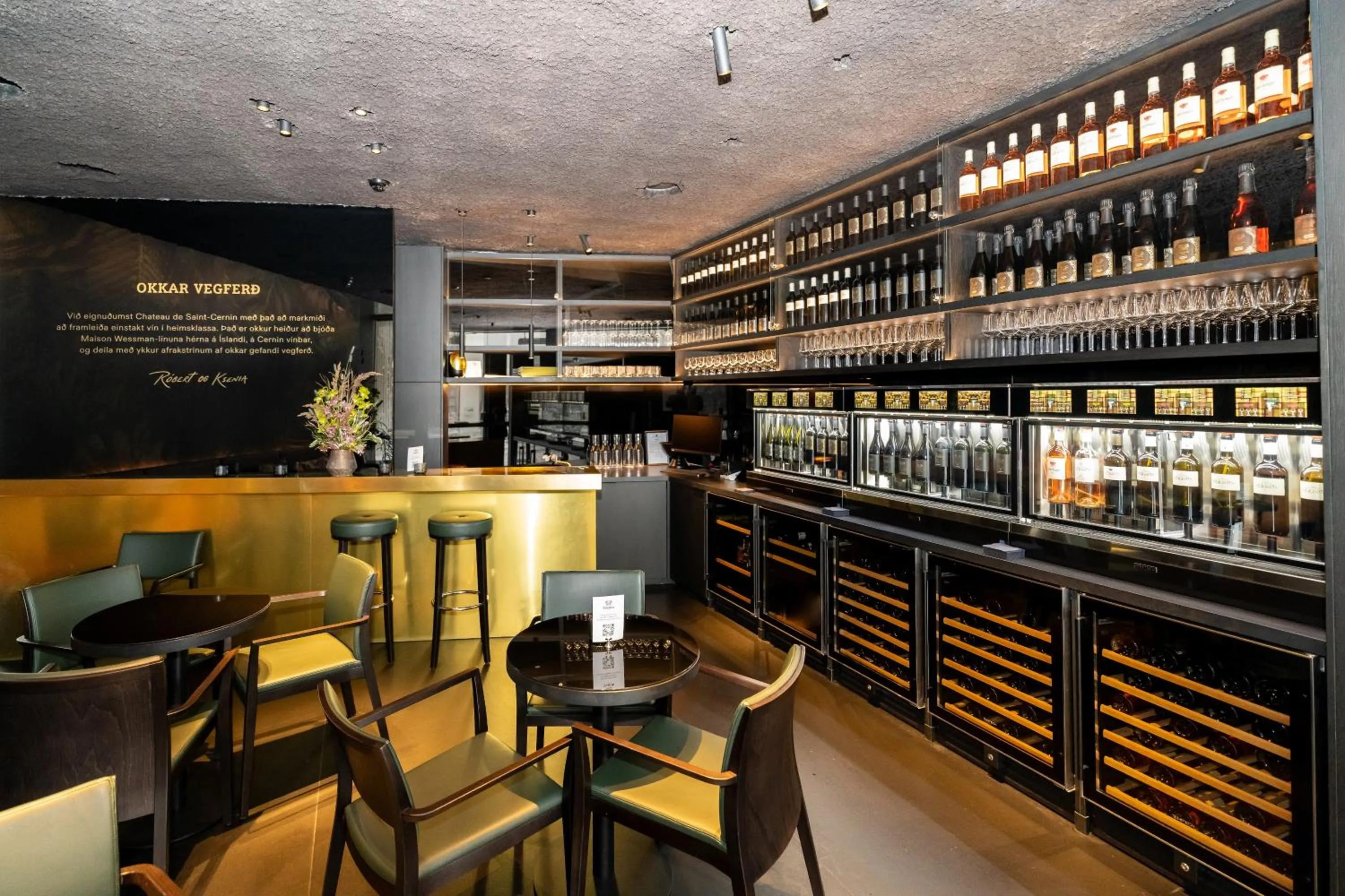 Lounge or bar in Vintage Apartment Hotel