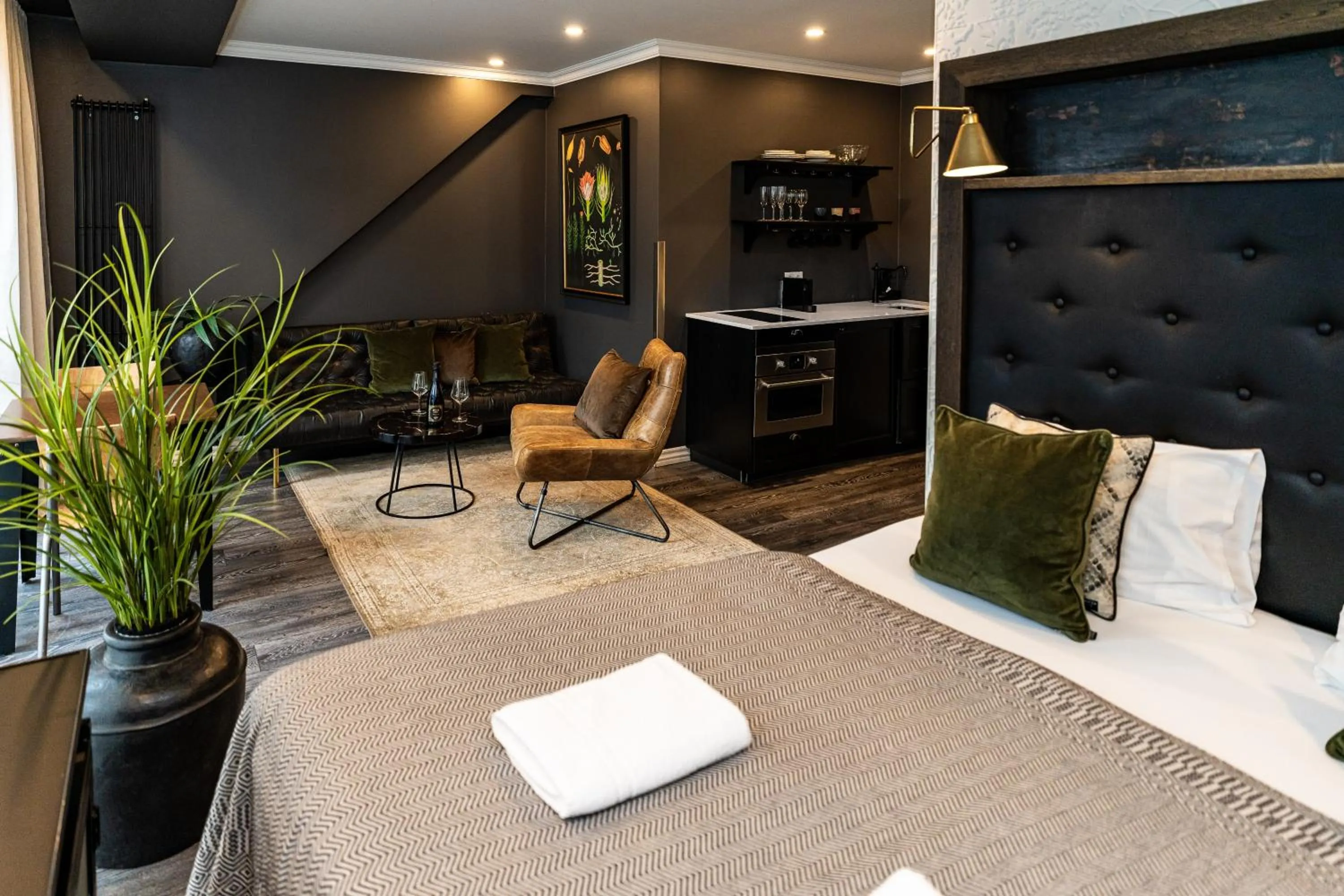 Photo of the whole room in Vintage Apartment Hotel