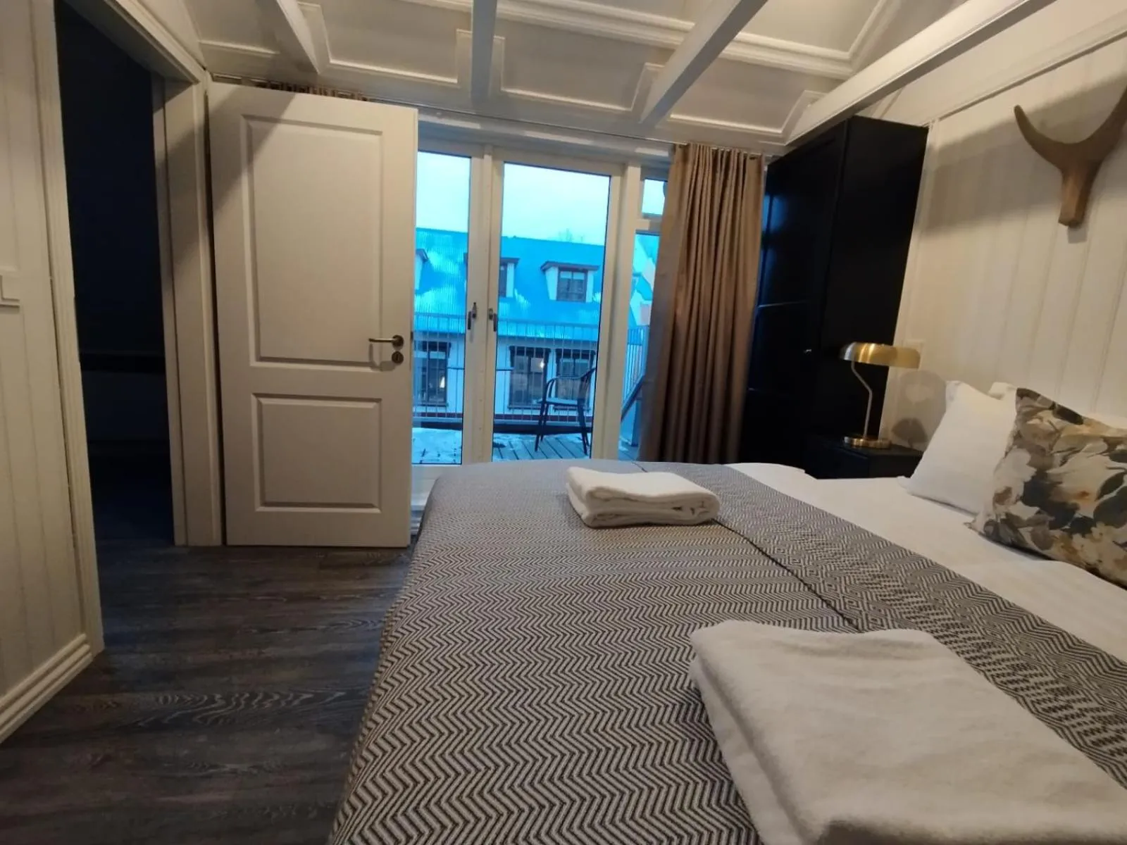 Bed in Vintage Apartment Hotel