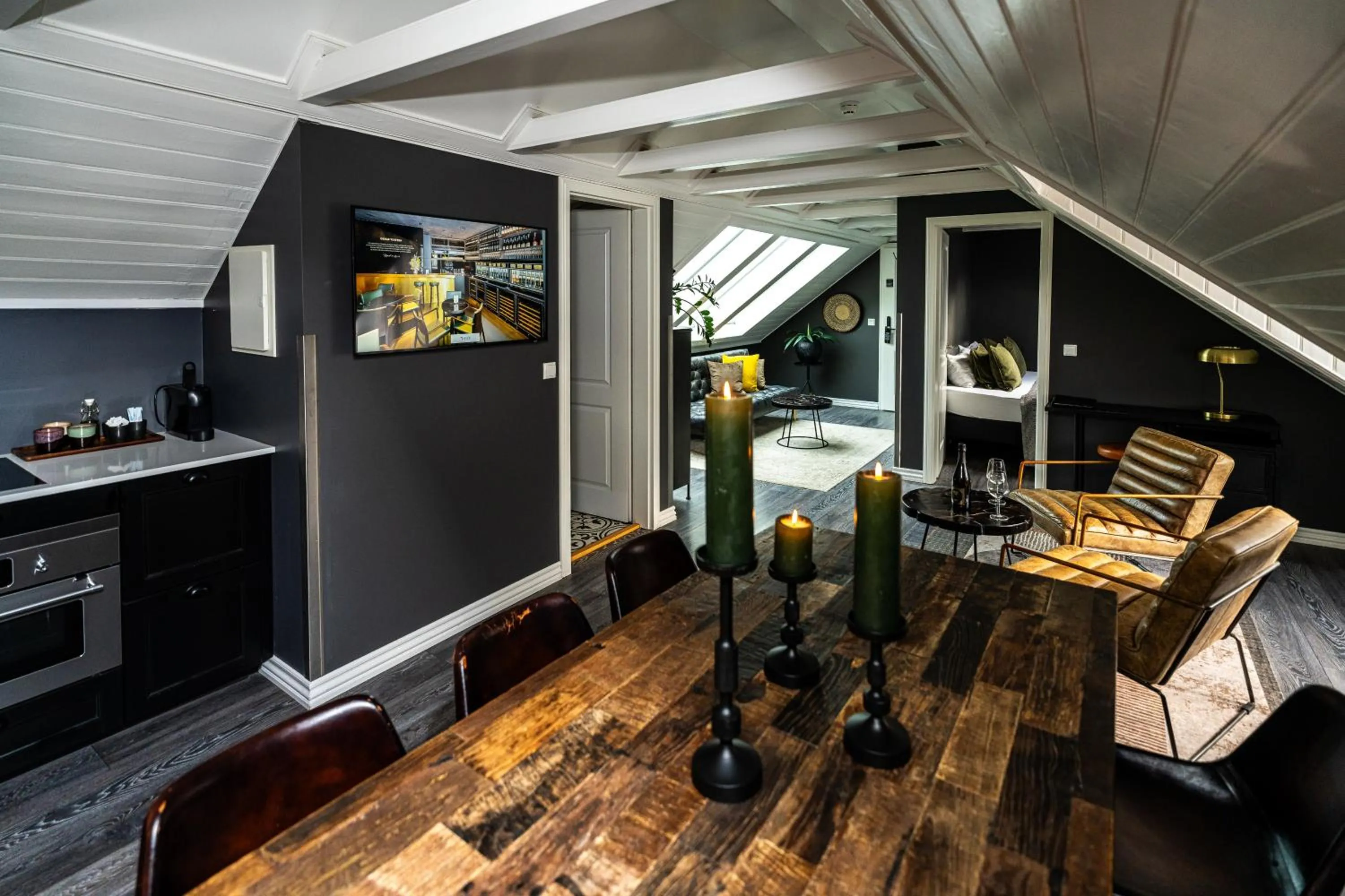 Photo of the whole room in Vintage Apartment Hotel