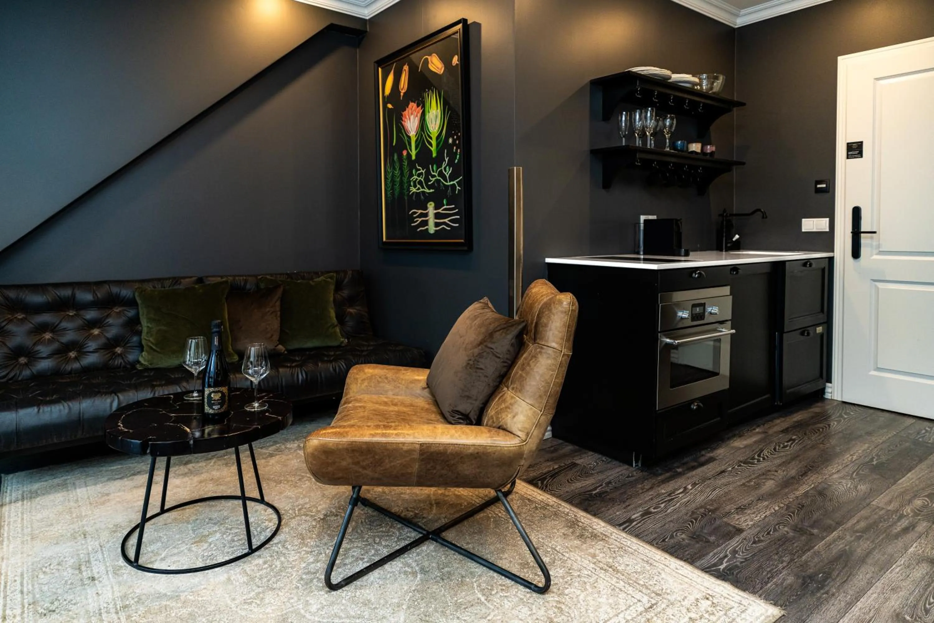 Kitchen or kitchenette in Vintage Apartment Hotel