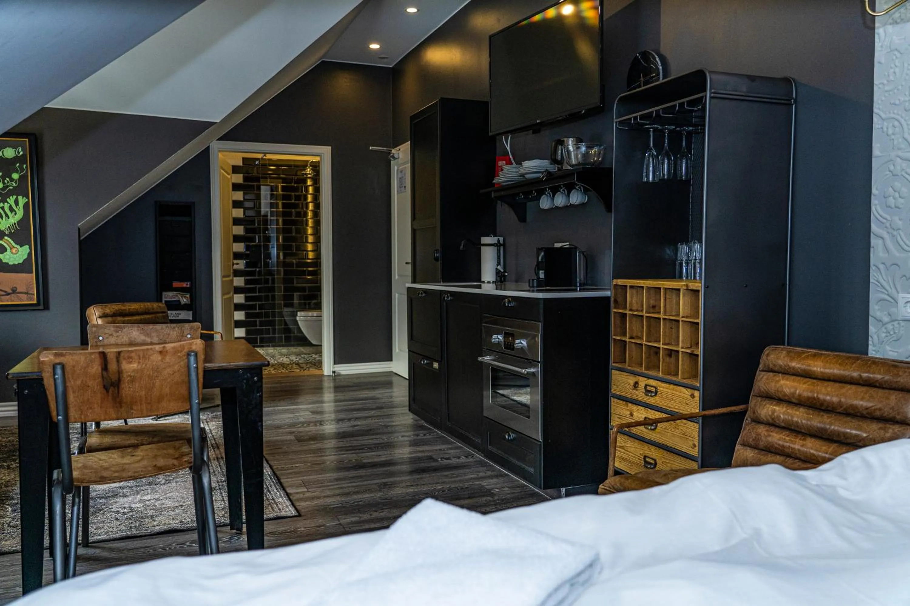 Photo of the whole room, Bed in Vintage Apartment Hotel