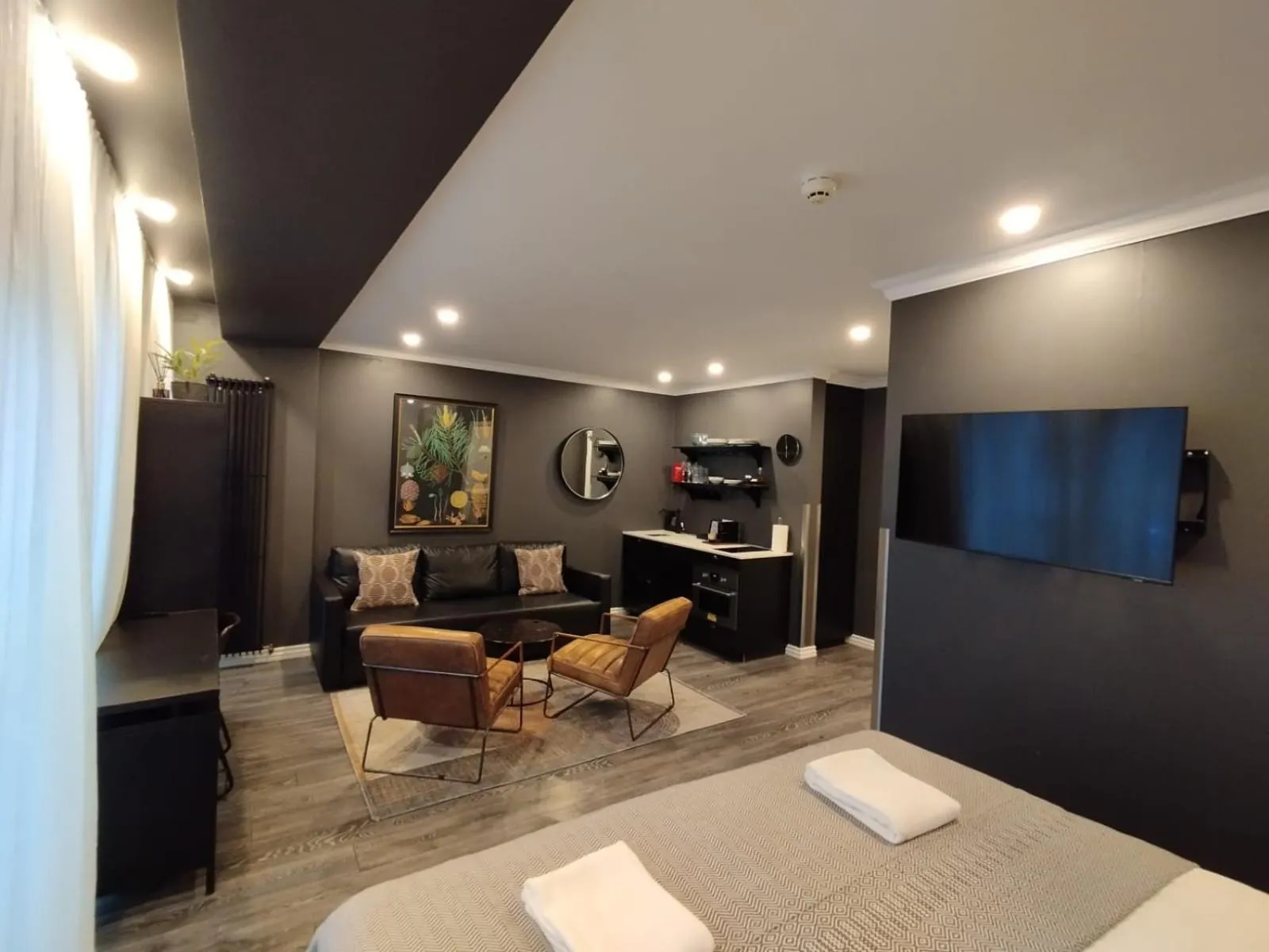 Photo of the whole room in Vintage Apartment Hotel