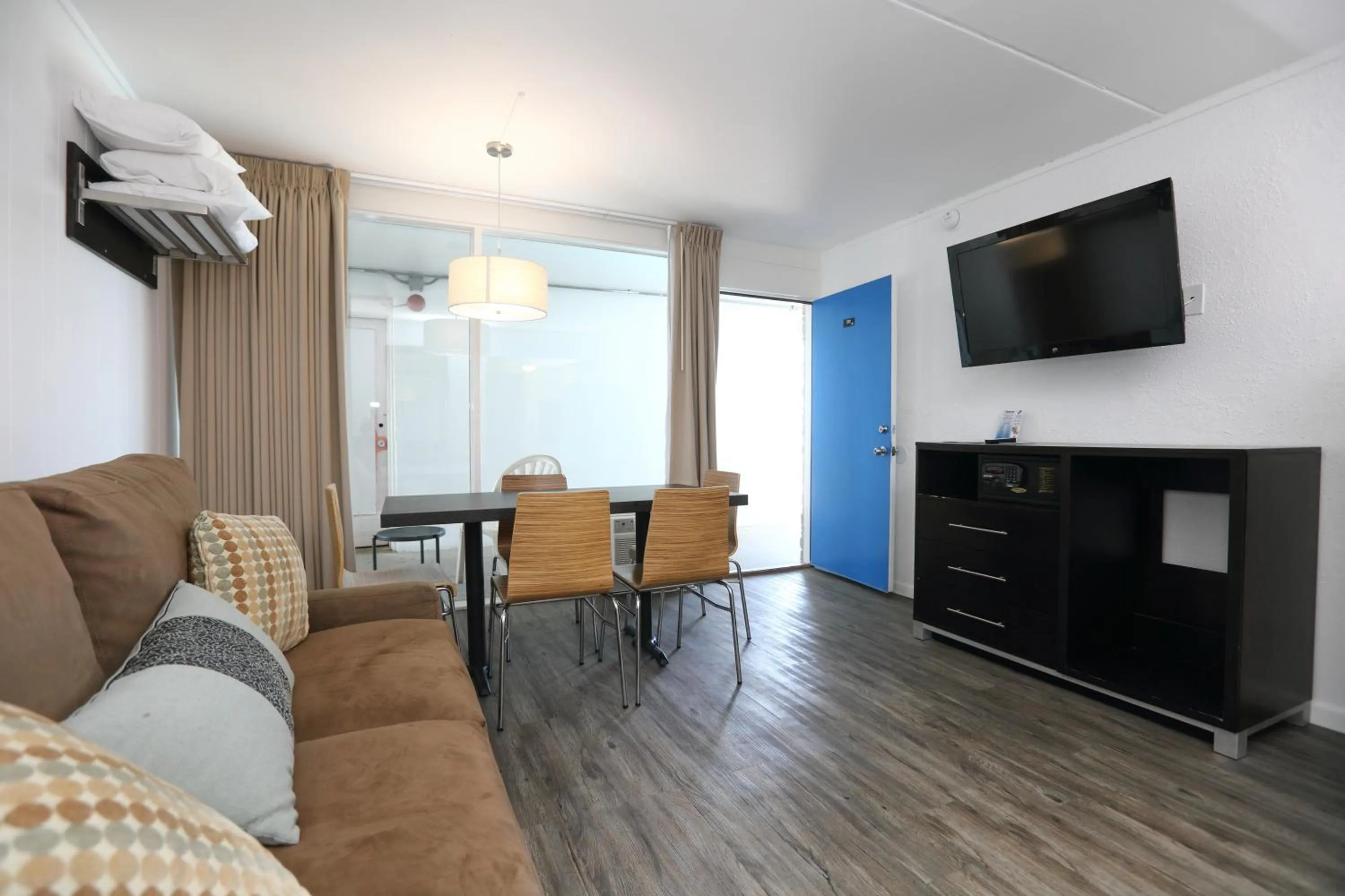 Olympic Island Beach Resort