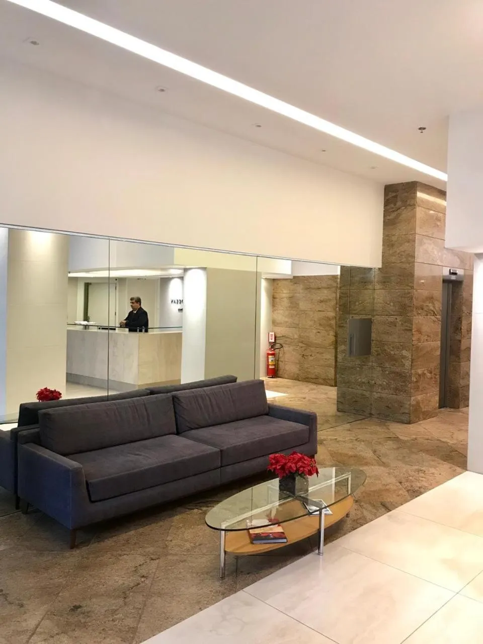 Facade/entrance in Leblon Flat