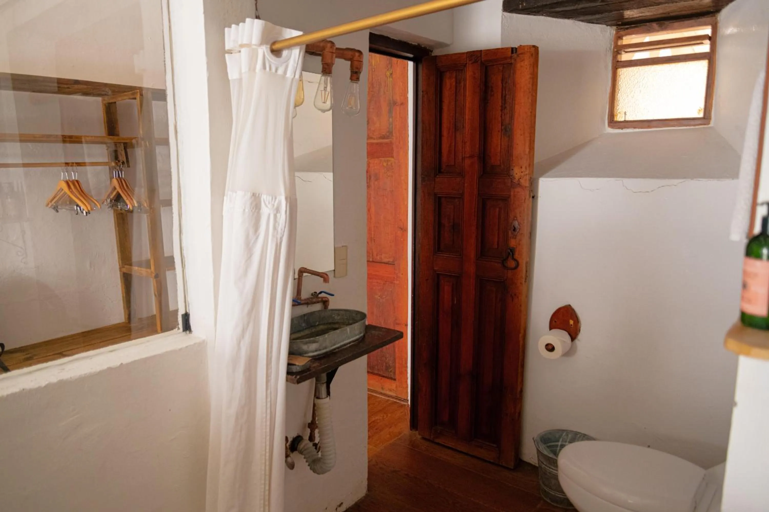 Bathroom in Sereno Hotel