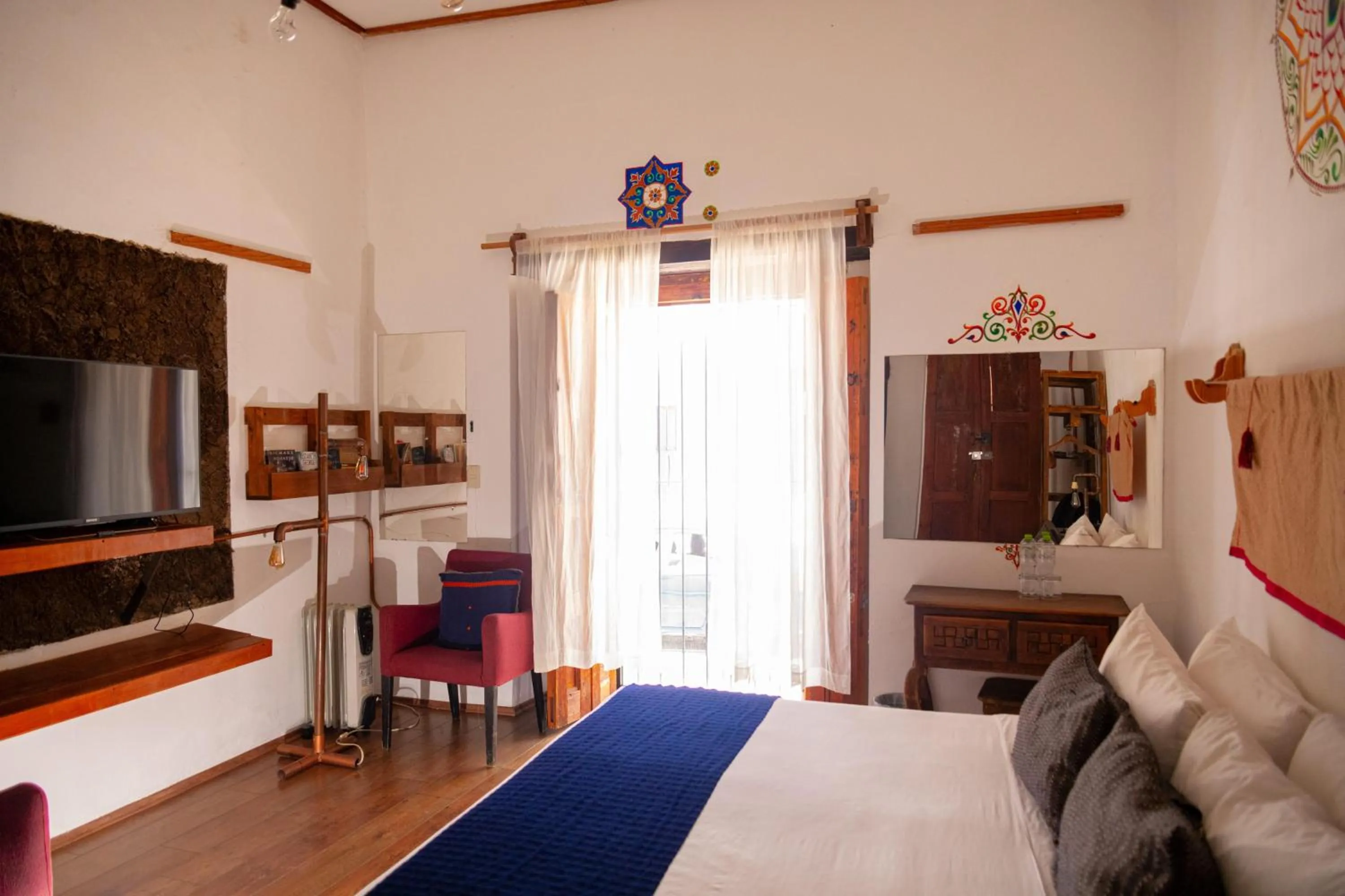 Photo of the whole room, Bed in Sereno Hotel