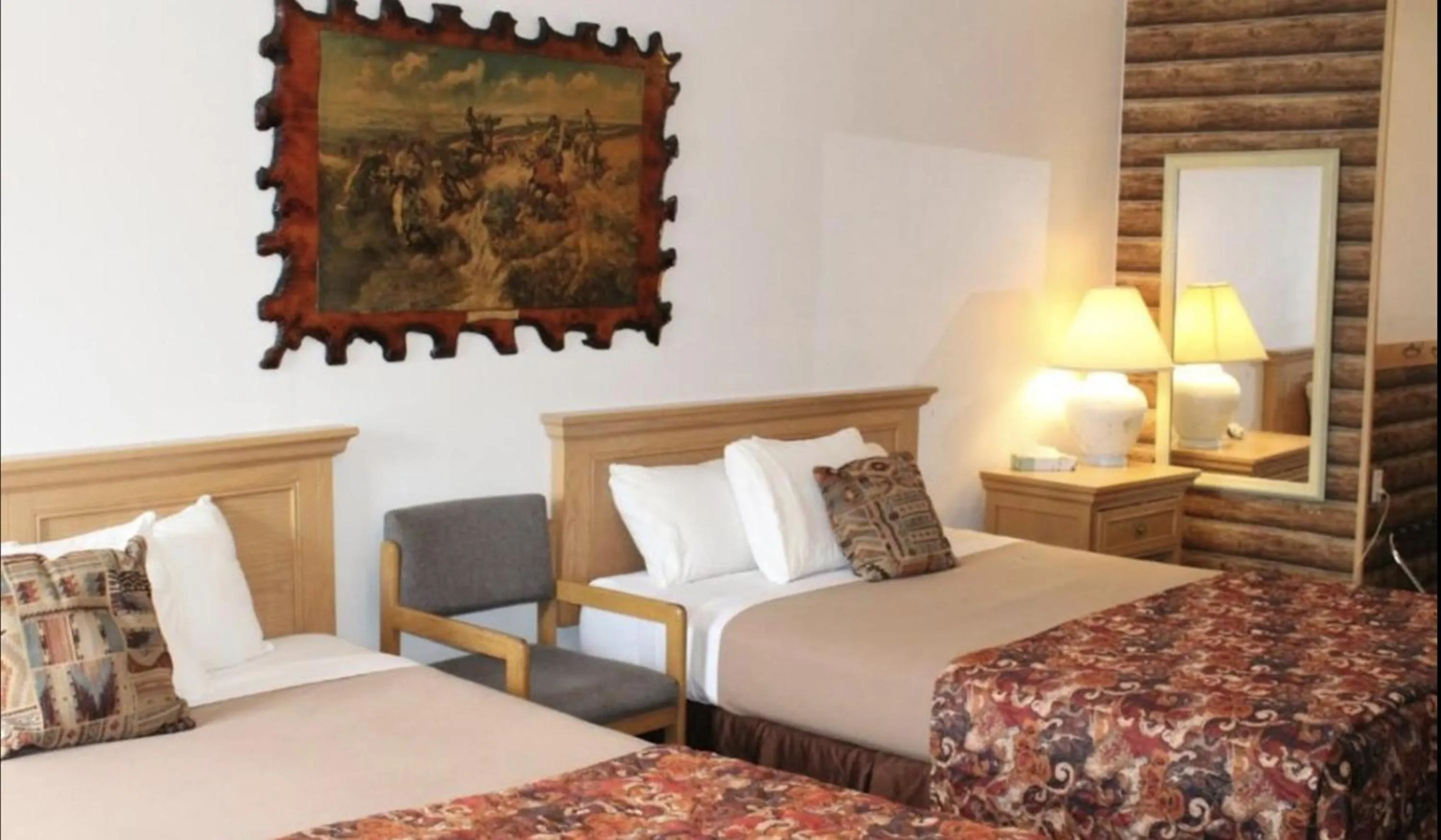 Bed in Trail's End Motel Downtown Lewistown