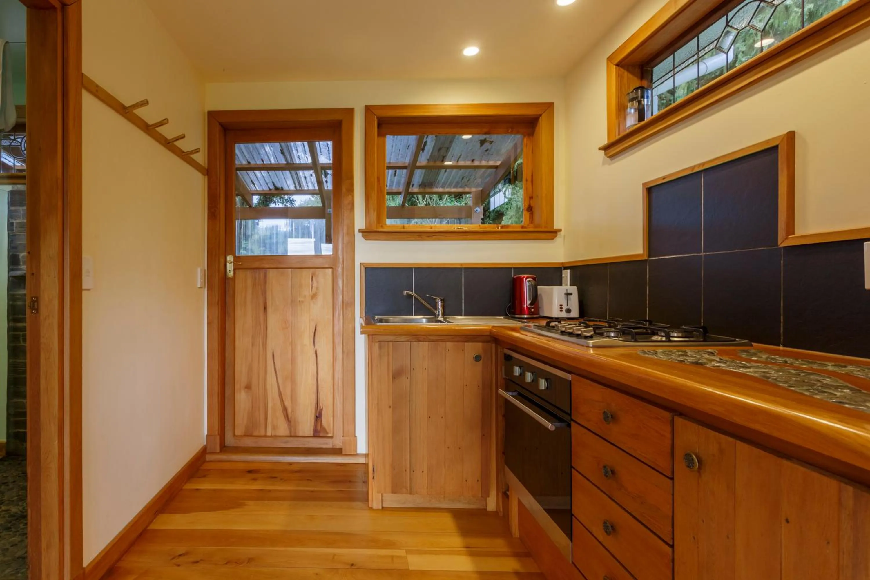 Kitchen or kitchenette in Kahere Retreat