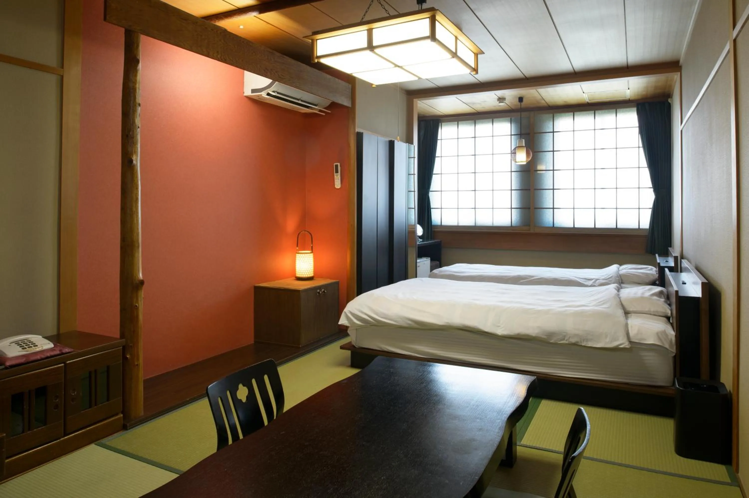 Photo of the whole room, Bed in Yadoya Tsubaki