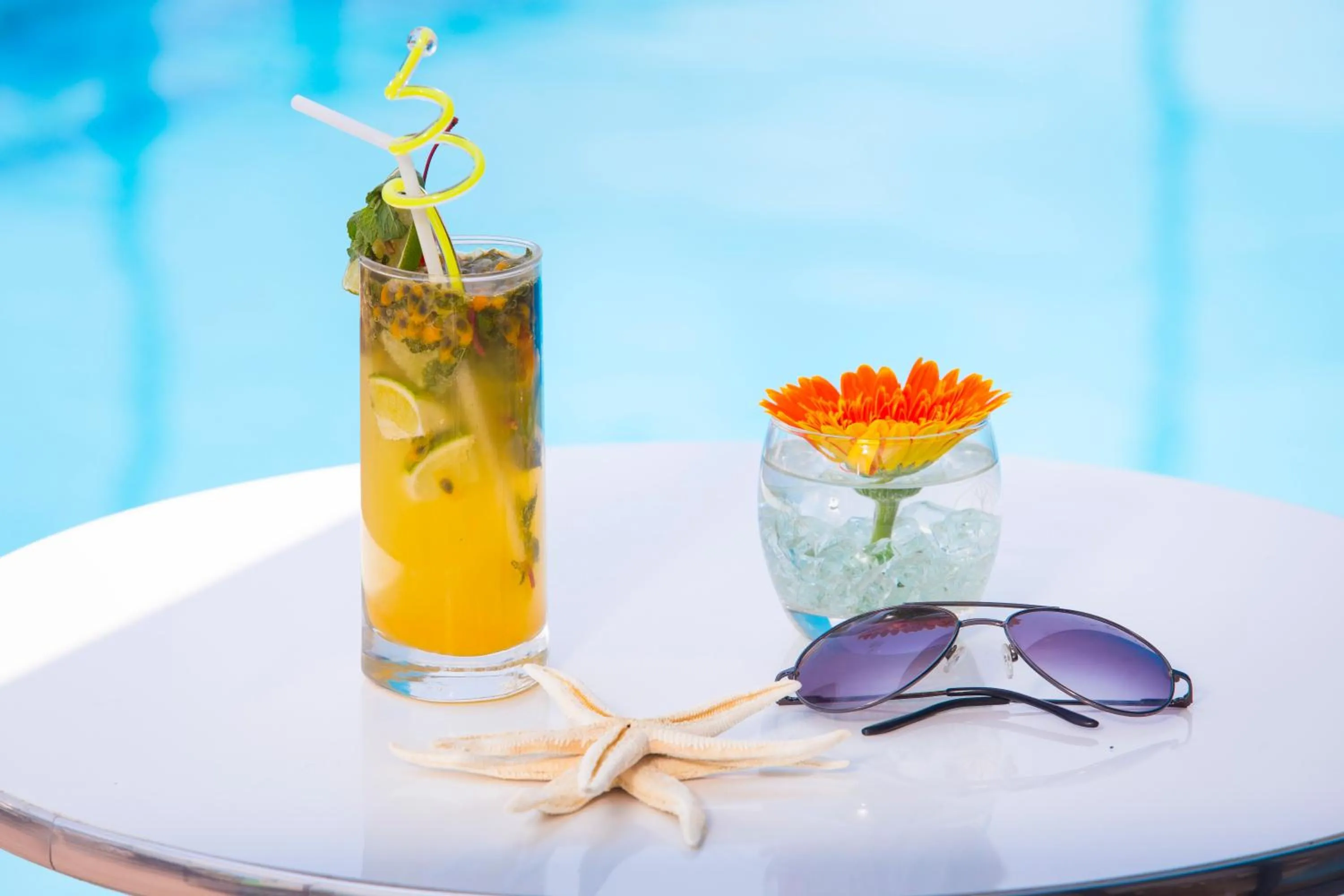 Swimming pool in Stella Maris Nha Trang Hotel