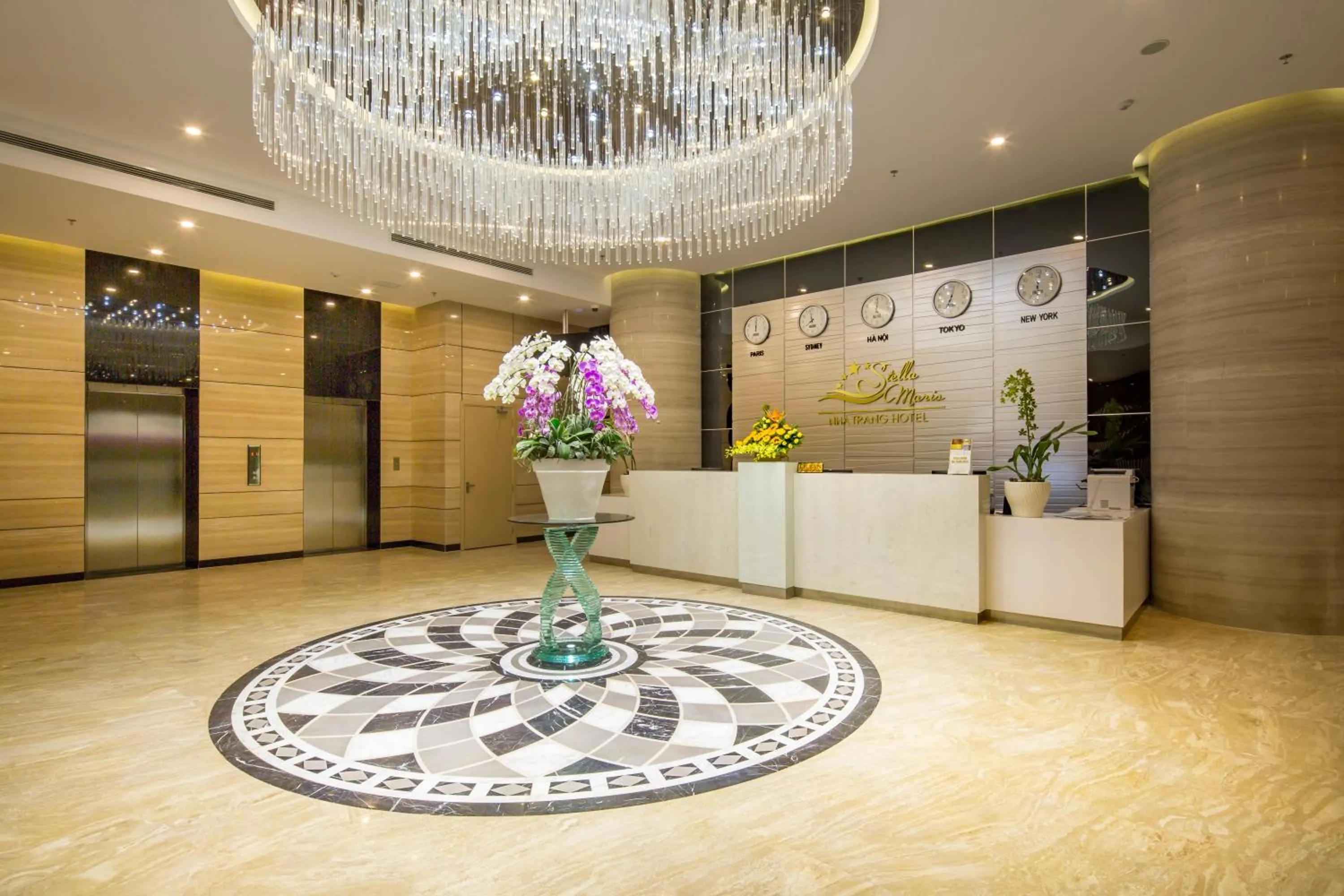 Communal lounge/ TV room in Stella Maris Nha Trang Hotel