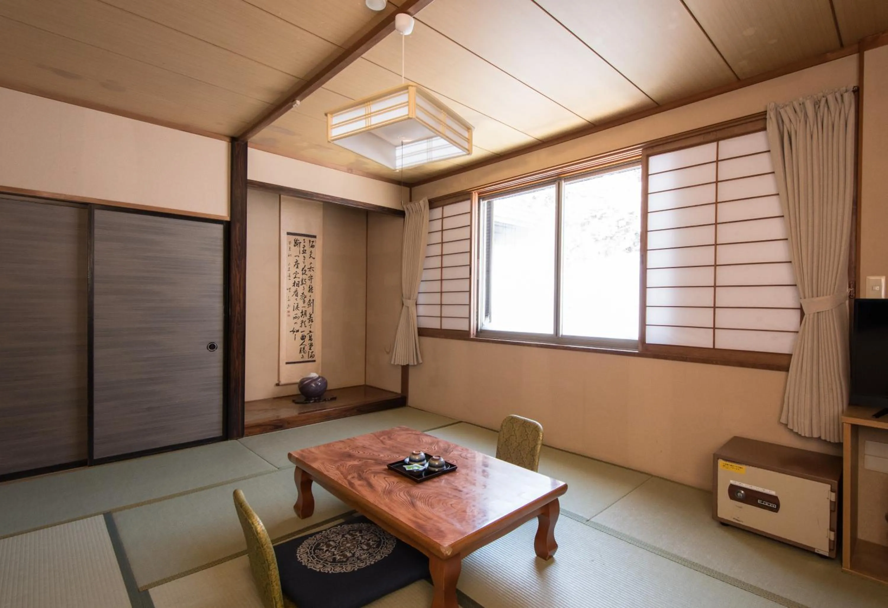 Photo of the whole room in Yachi Onsen