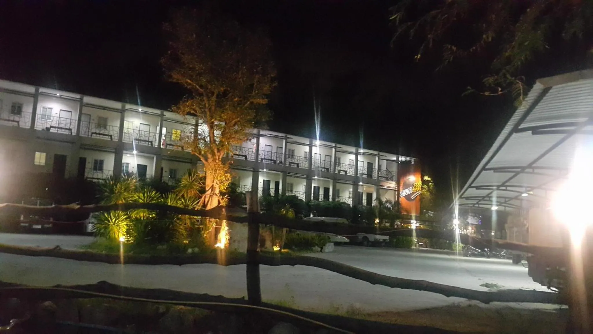 Property building in Rayonghouse Resort